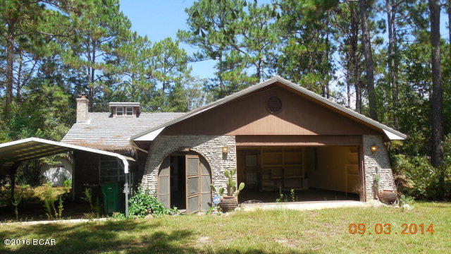 BONIFAY Home for $100,000.. Large 3 Bedroom 2 Bath Family Home with 1748 St. Vaulted ceilings, Newer roof (Aluminum, vinyl clad roof aprox 9 years old and can withstand wind up to 125 mph). In ground Pool. New on Market and will not last long! Needs some work but will make the perfect home for you! Property is being sold subject to HUD Guidelines 24 CFR 206.125