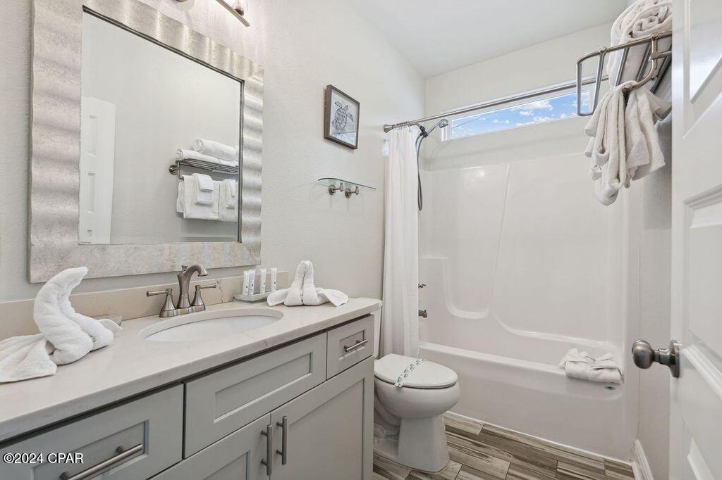 Silver Sands Unit 2 - Residential Lease