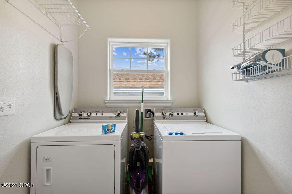 Silver Sands Unit 2 - Residential Lease