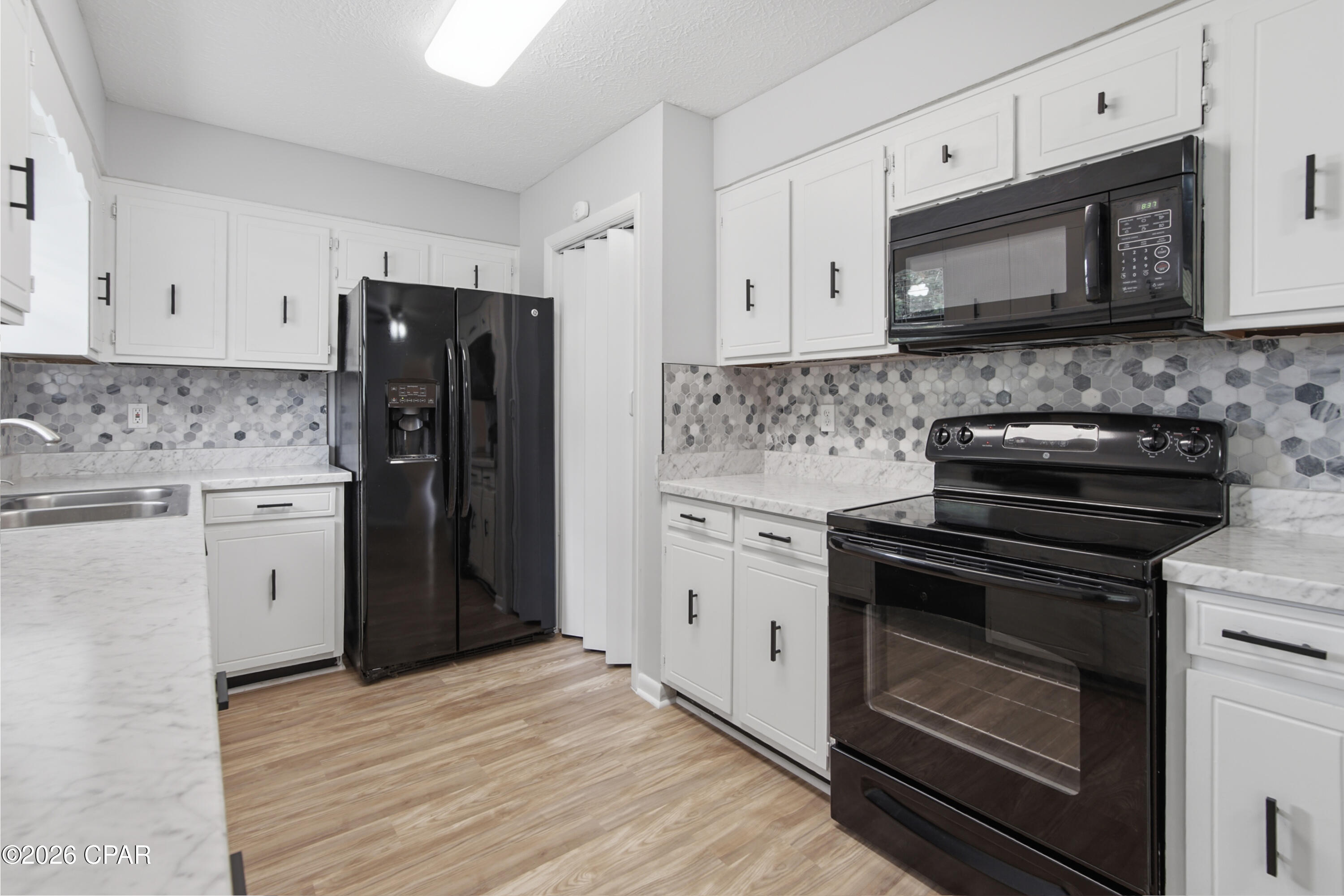 Bay Front Unit 6 - Residential