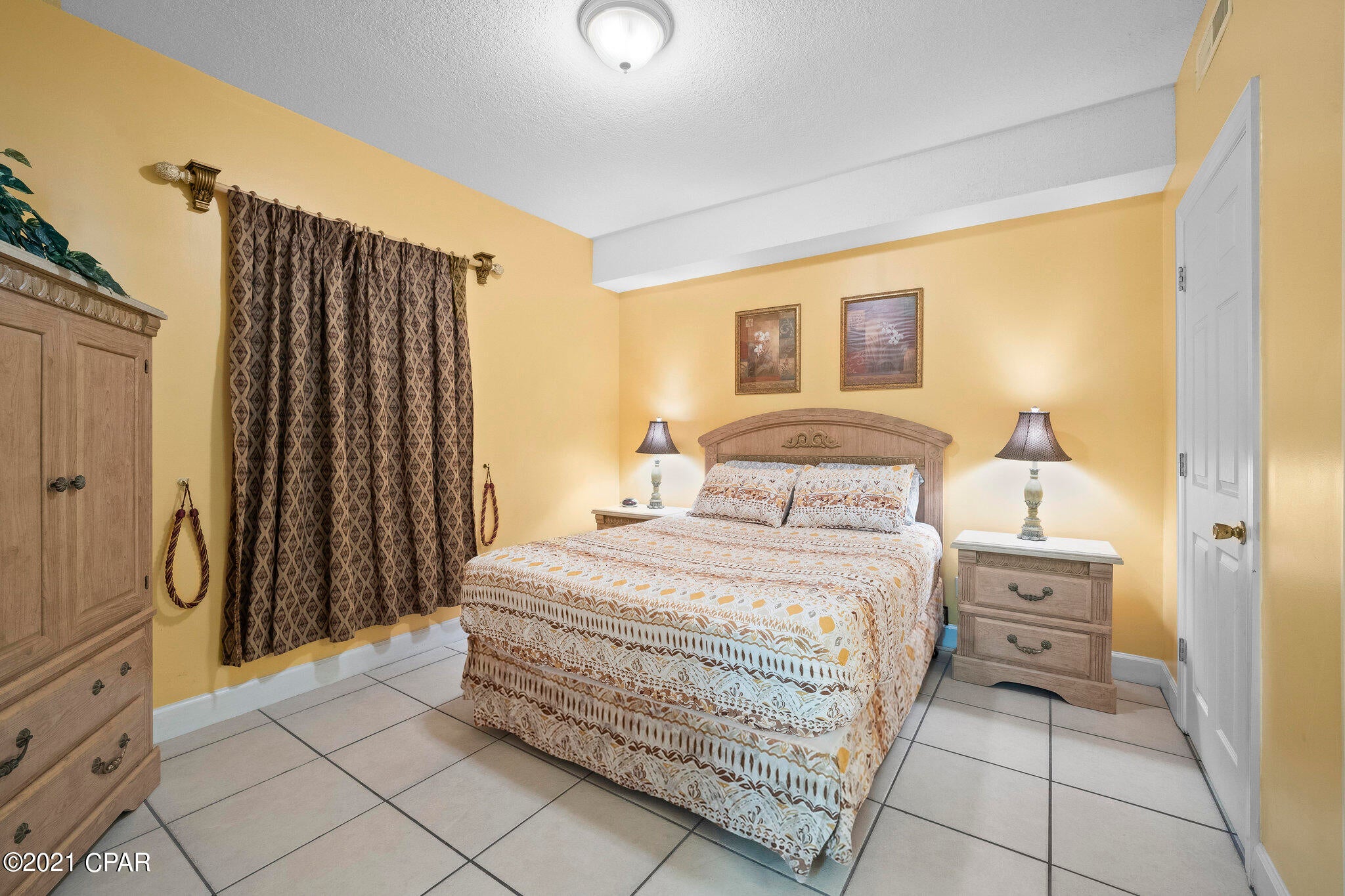 Emerald Isle - Residential