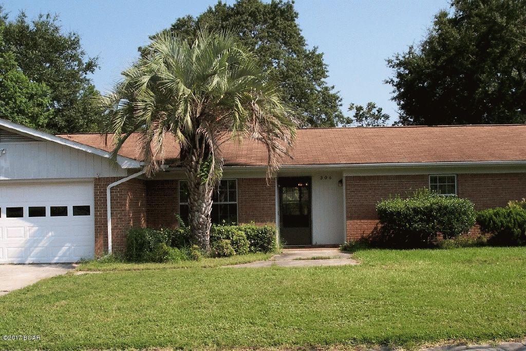 3 bedroom 2 bath home, 2 car garage, bonus room, Florida room, den with wood burning fireplace, large laundry room and large fenced backyard.