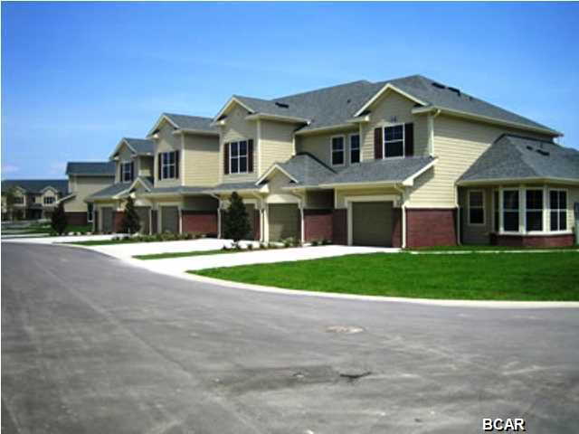 LAKEFRONT UNIT! The developer of Baldwin Rowe has now released the sale of 2 bedroom units. A super floor plan offering a large open living area downstairs including hardwood floors, 9 foot ceilings, granite tile counters and crown molding. Upstairs has a split bedroom plan with a great den in the middle. Baldwin Rowe is fully fenced and gated at the entrance. Centrally located, priced right and fully of family living. Come by today to see this great unit.