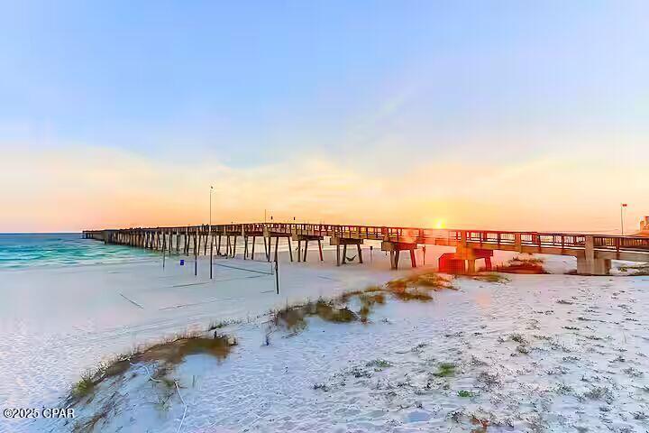 Lullwater Beach - Residential Lease