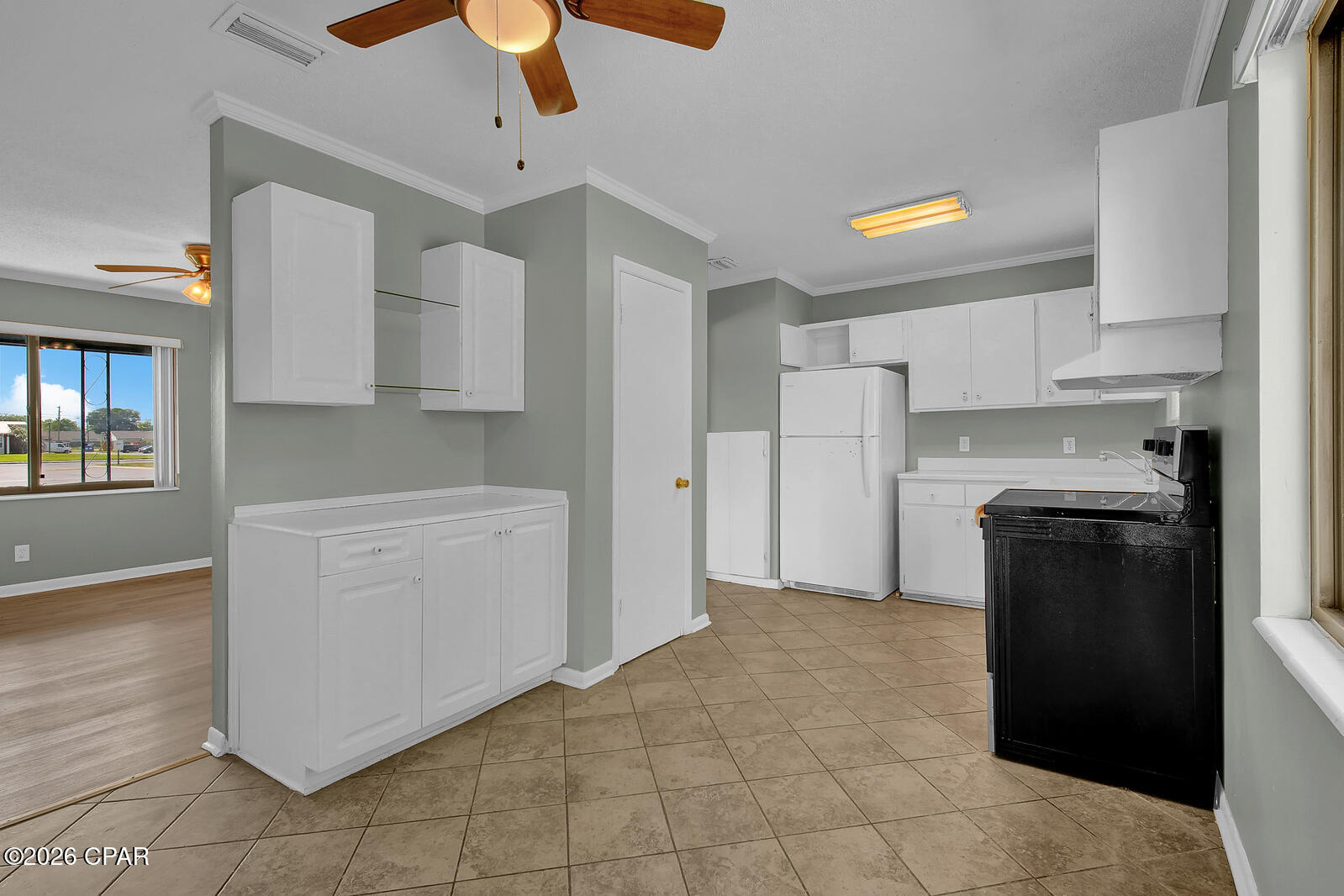 Robindale - Residential Lease