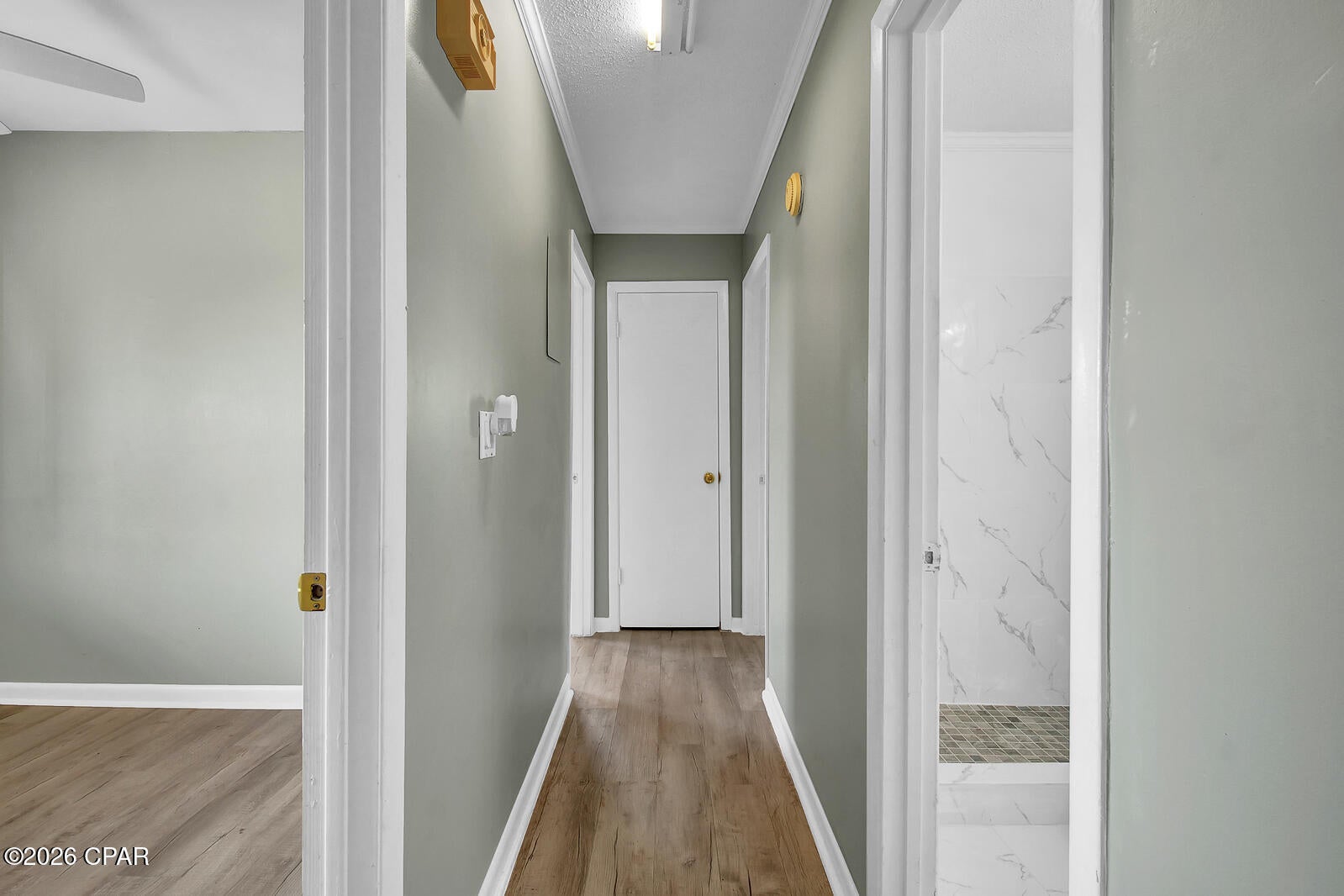 Robindale - Residential Lease