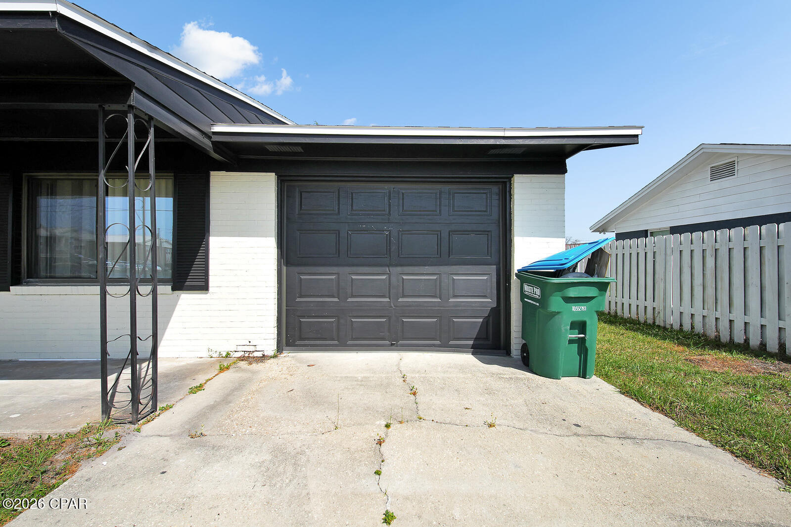 Robindale - Residential Lease