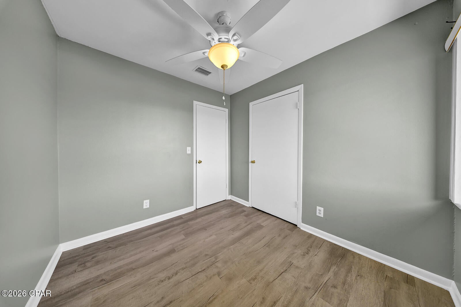 Robindale - Residential Lease