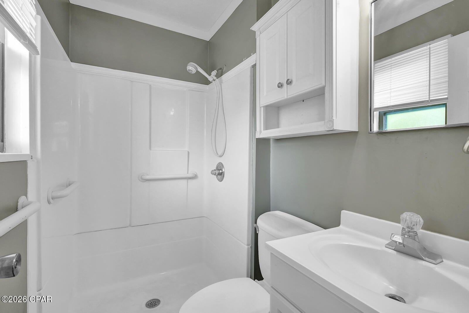 Robindale - Residential Lease