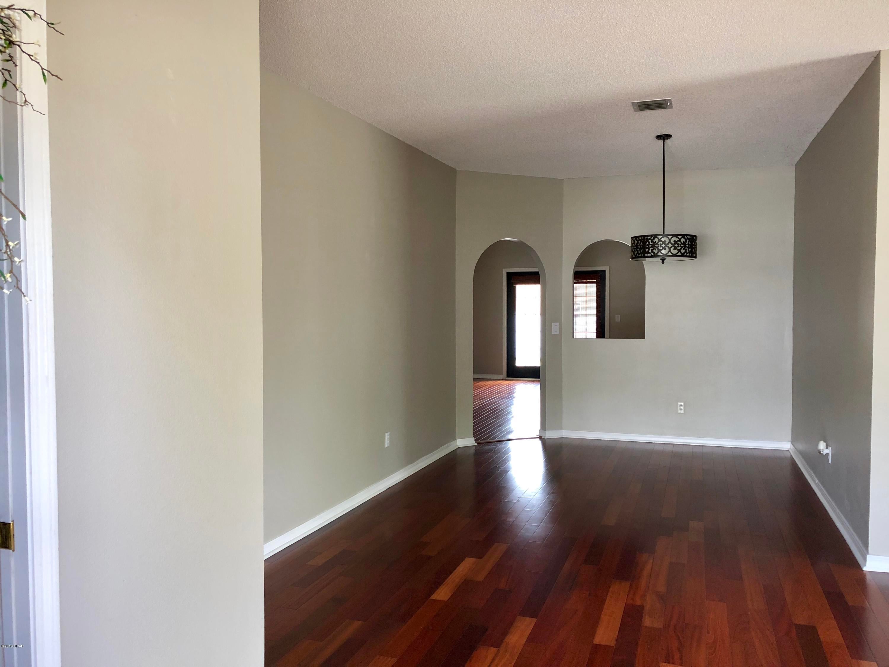 Hammocks - Residential Lease