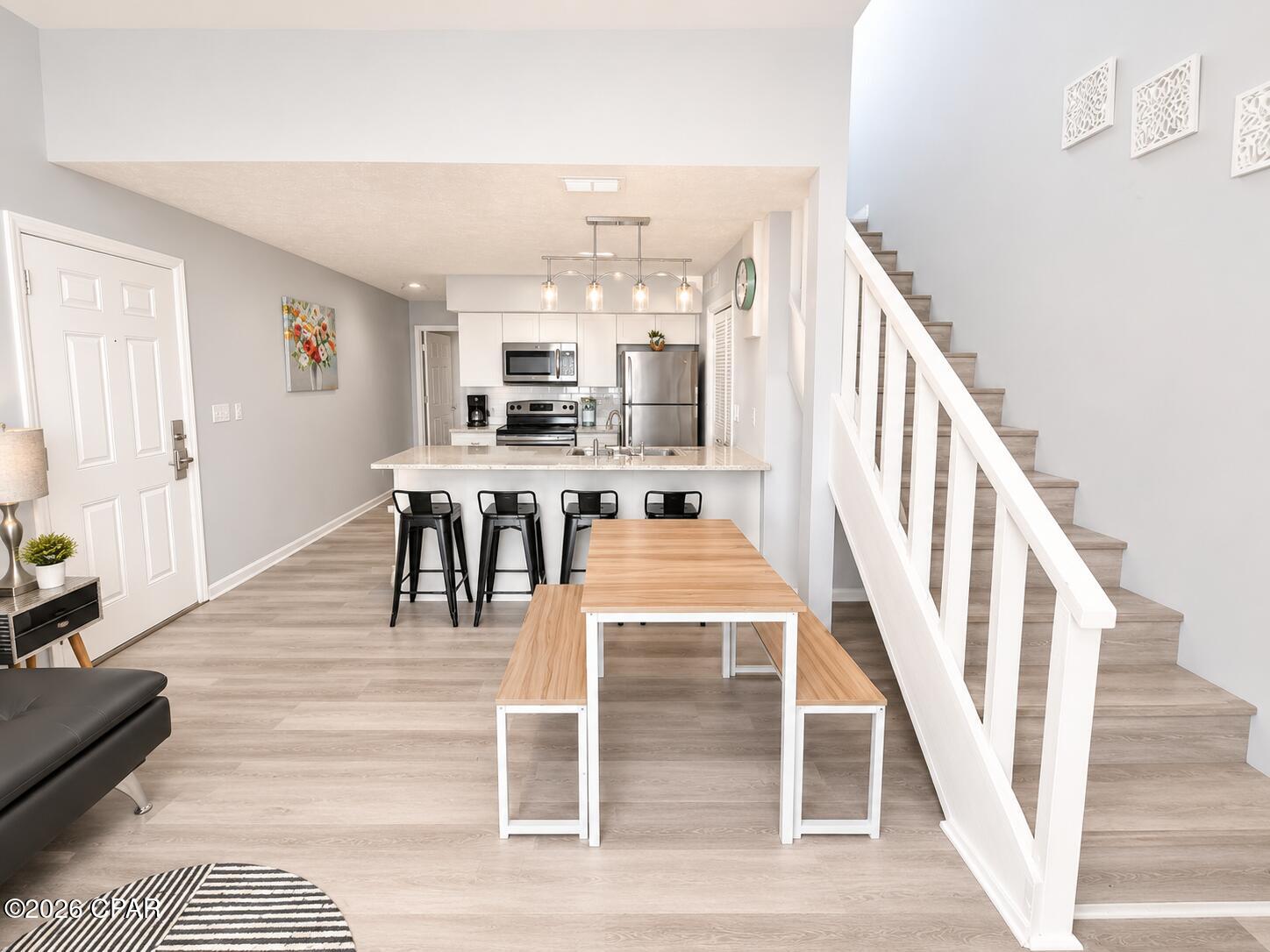 Unit available for long-term rental. 1 bedroom + Loft. 2 Full Baths! 2 Min walk to the beach! Enjoy a cozy living space, modern amenities, and a convenient location for your long-term stay. Deposit $1500, Non-refundable pet fee - $300