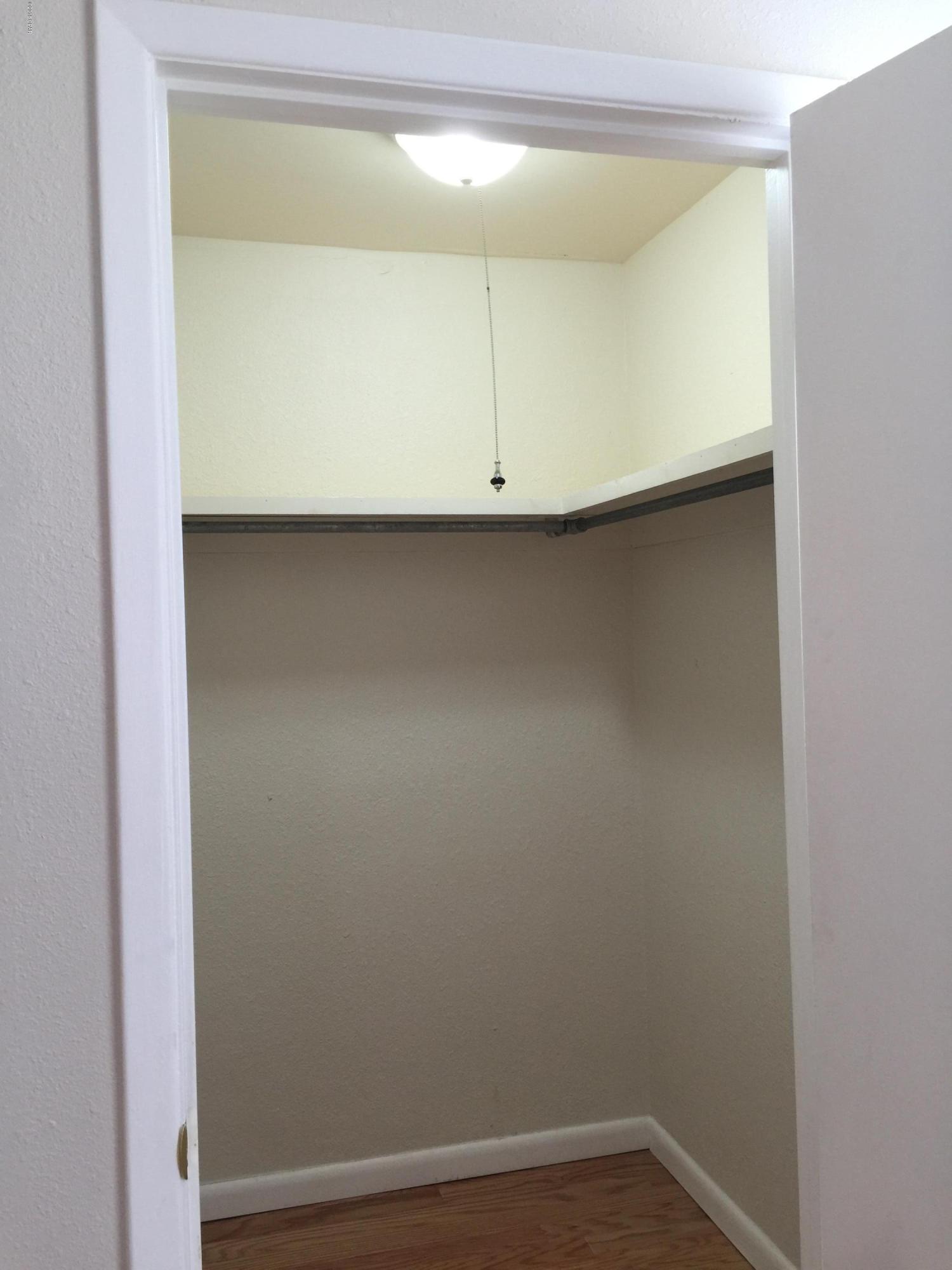 Delwood Estates Ph 1 - Residential Lease