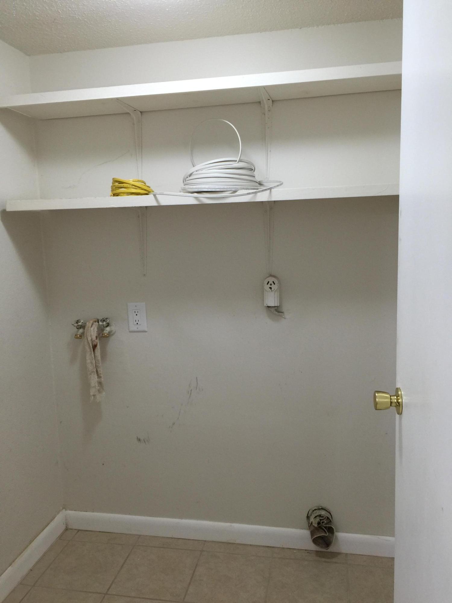 Delwood Estates Ph 1 - Residential Lease
