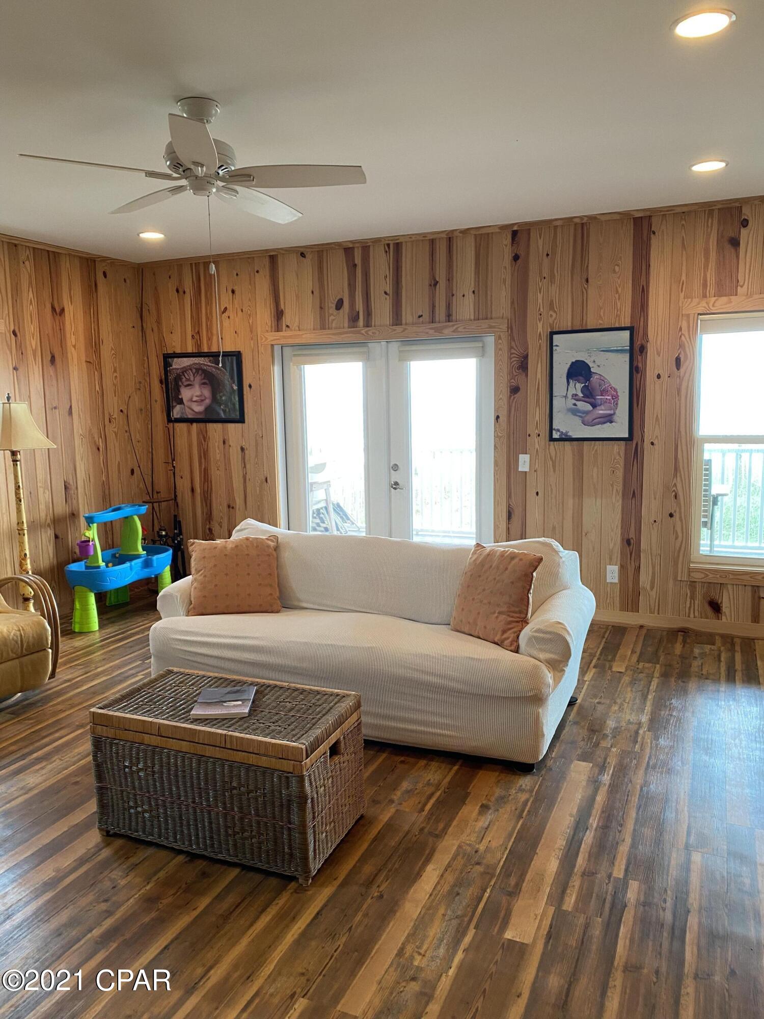 Lullwater Beach - Residential