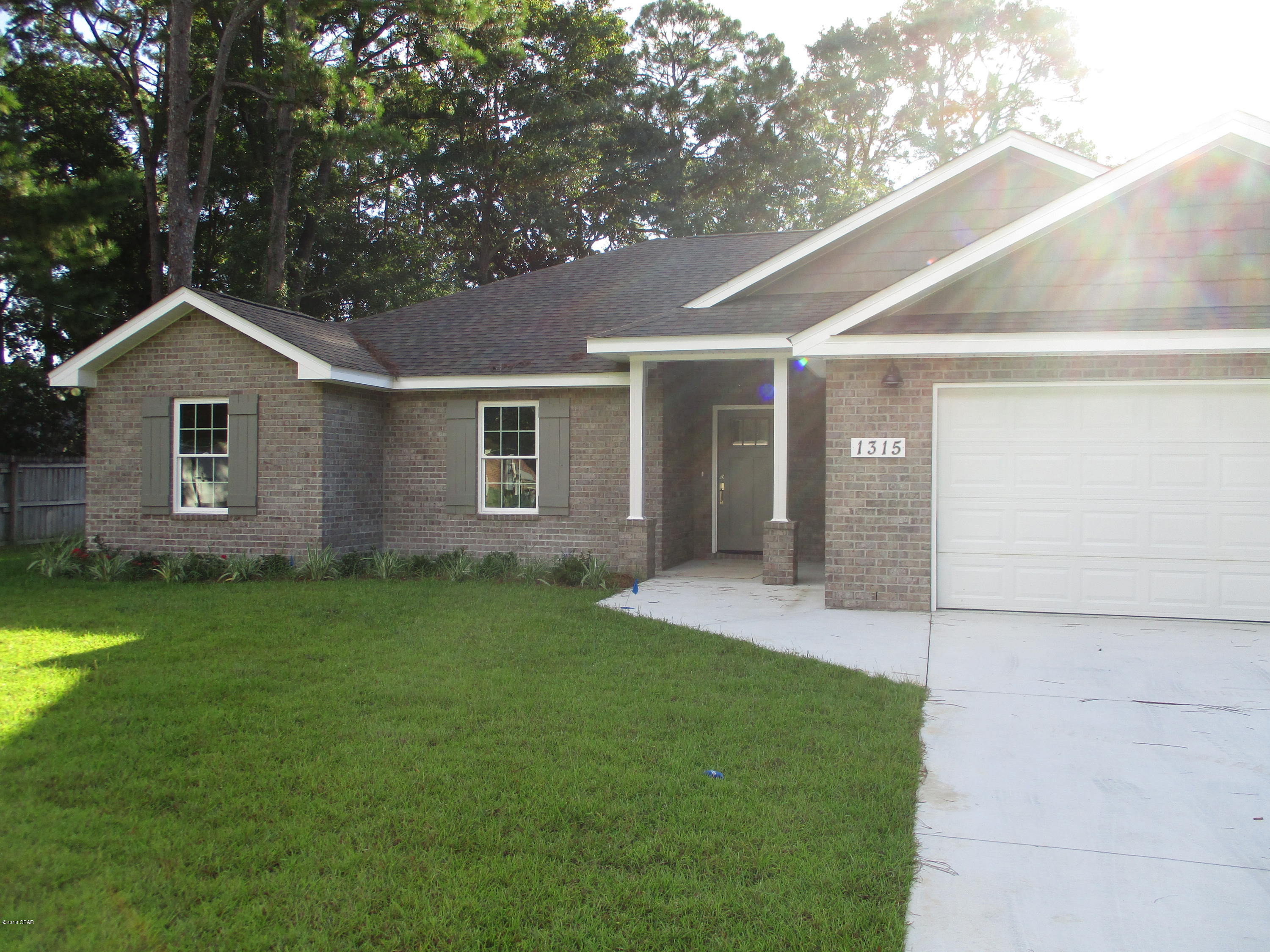 ''CURRENTLY UNDER CONTRACT, SELLER ACCEPTING BACKUP OFFERS.  The seller is working on getting hurricane damage fixed.  Additional work with the insurance company is needed.  This is a beautiful 4    bedroom 2 bathroom home with tile floors, raised ceilings, and granite counter tops.   It has a covered and open patio on a large 100 x 150 lot.