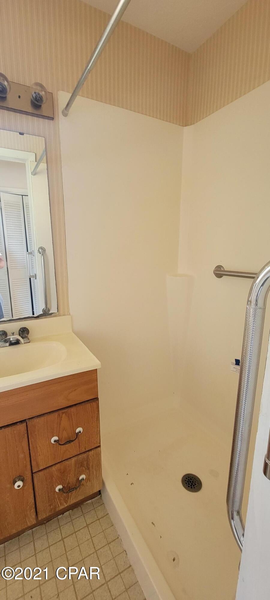 Baywood Shores Est Unit 2 - Residential