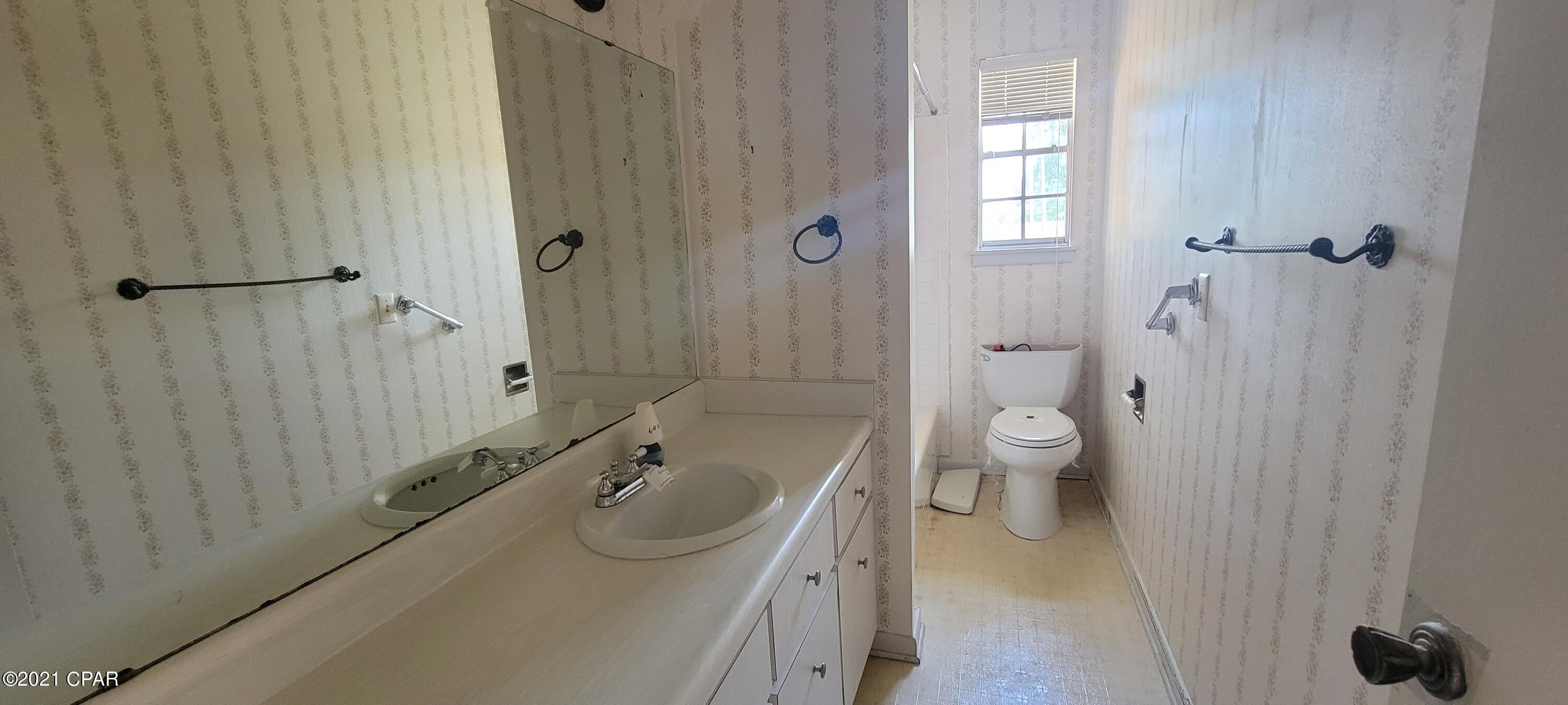 Baywood Shores Est Unit 2 - Residential