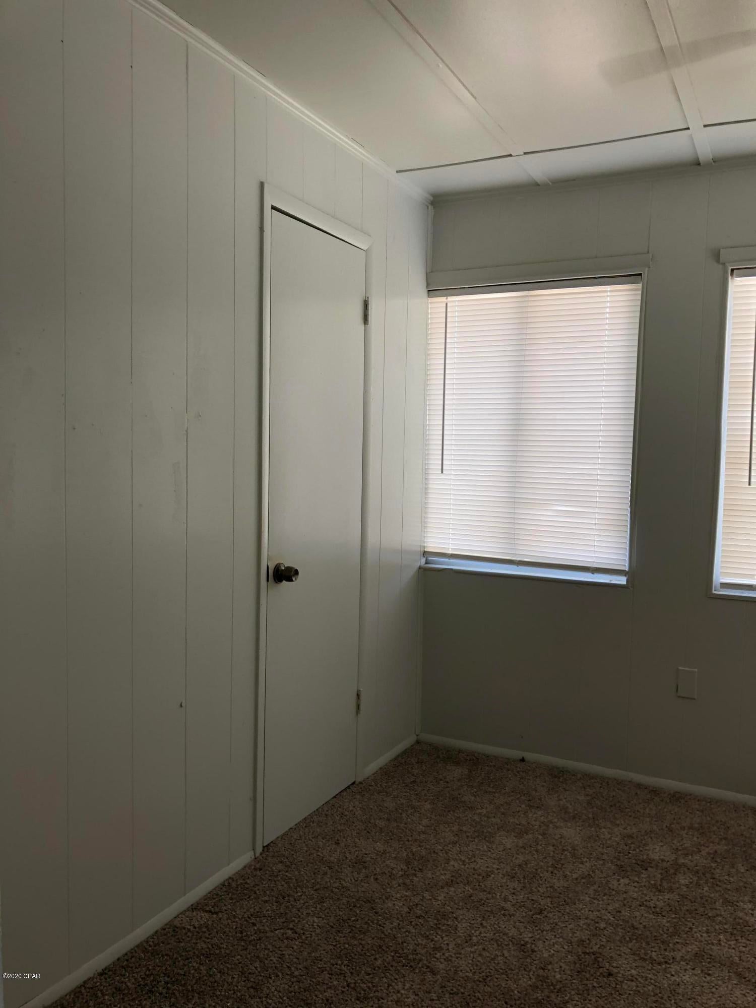 [No Recorded Subdiv] - Residential Lease