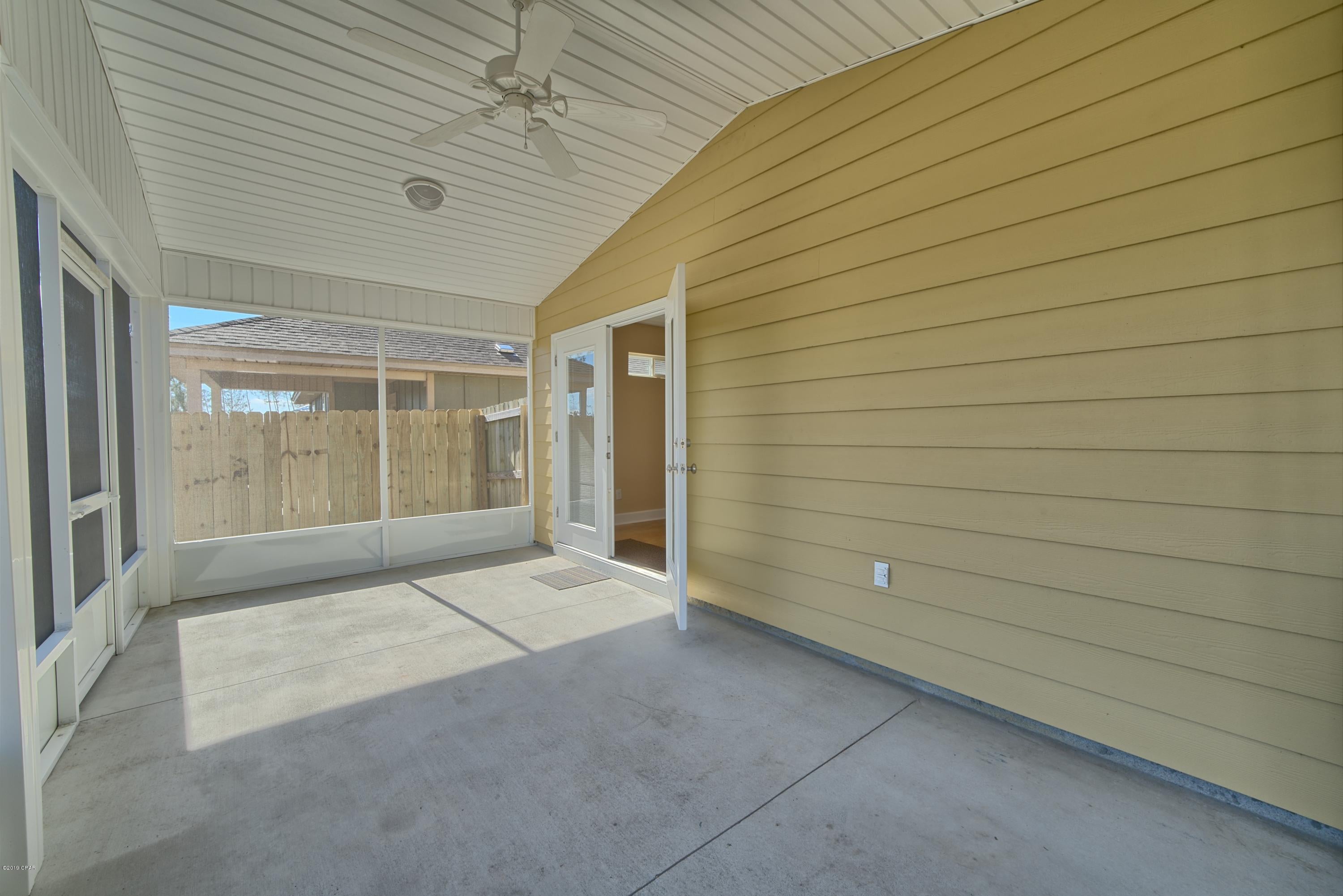 Ashlee Manor - Residential
