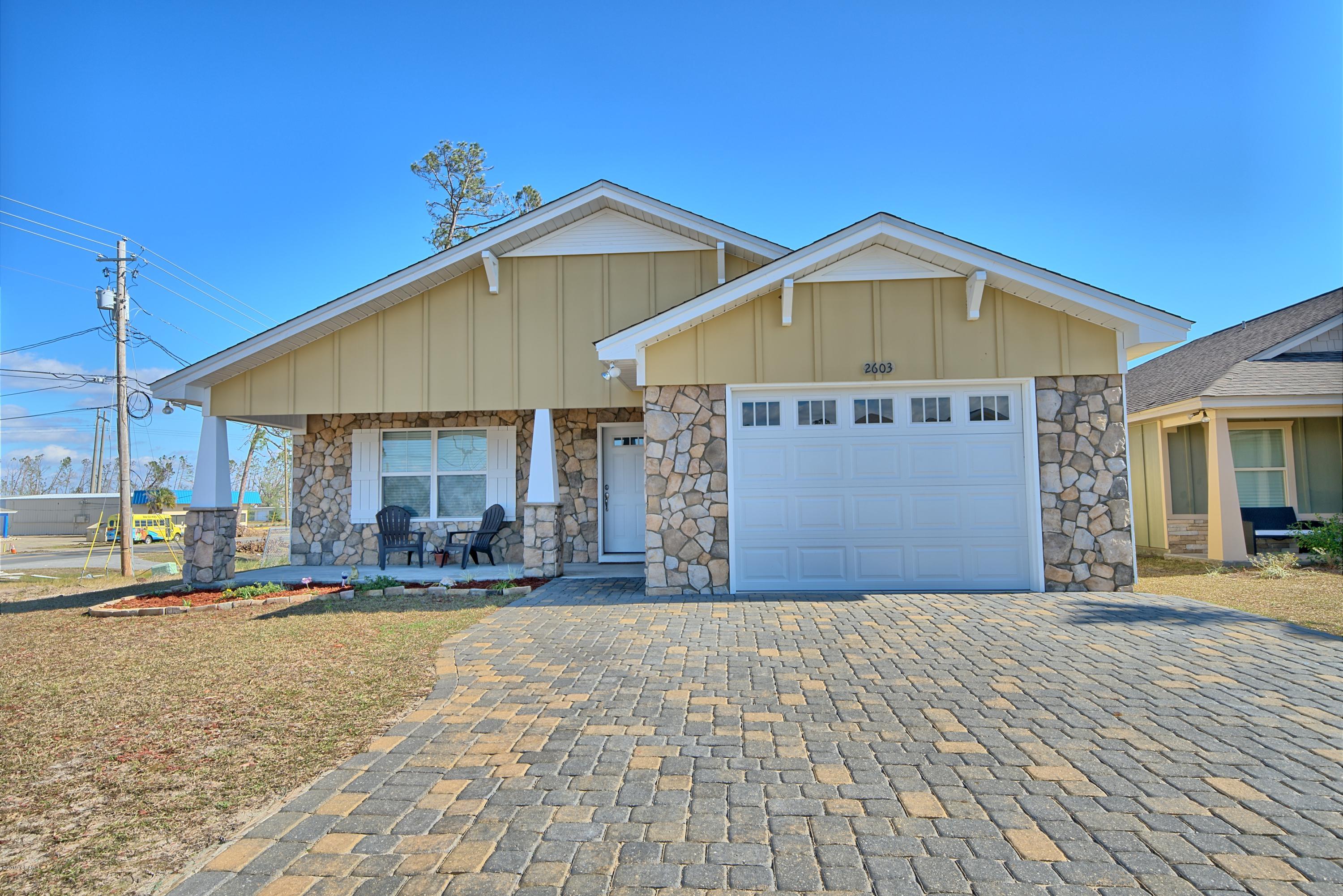 Ashlee Manor - Residential