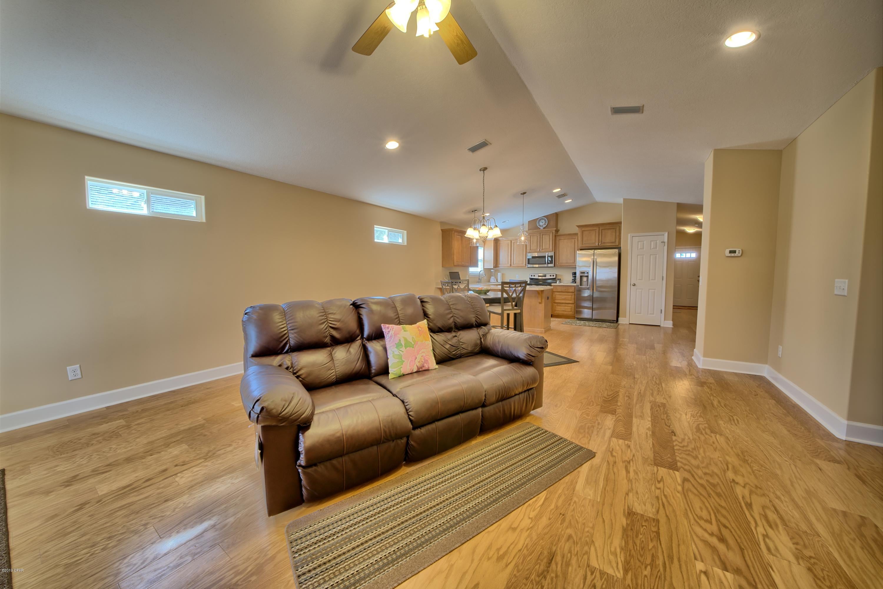 Ashlee Manor - Residential