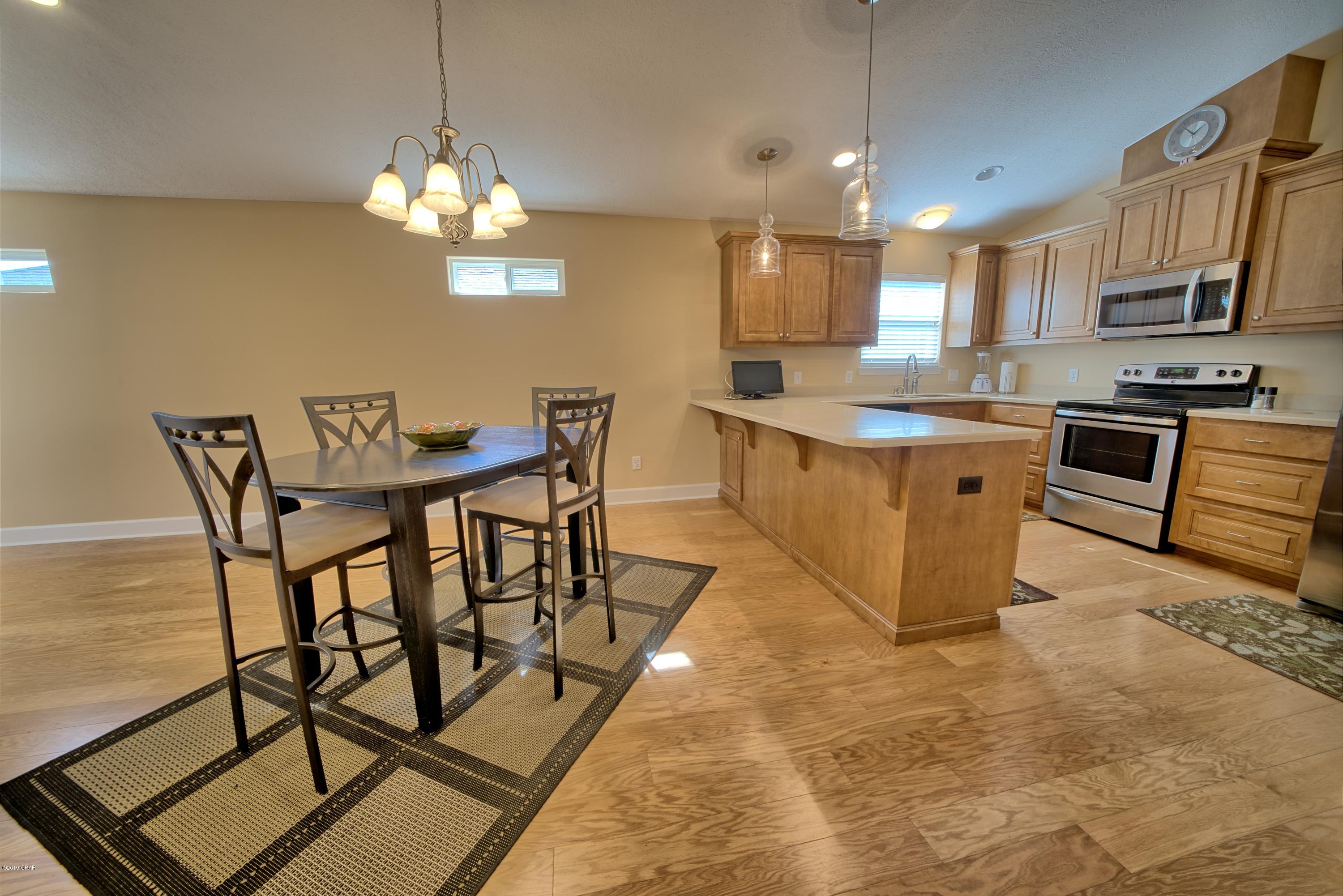 Ashlee Manor - Residential
