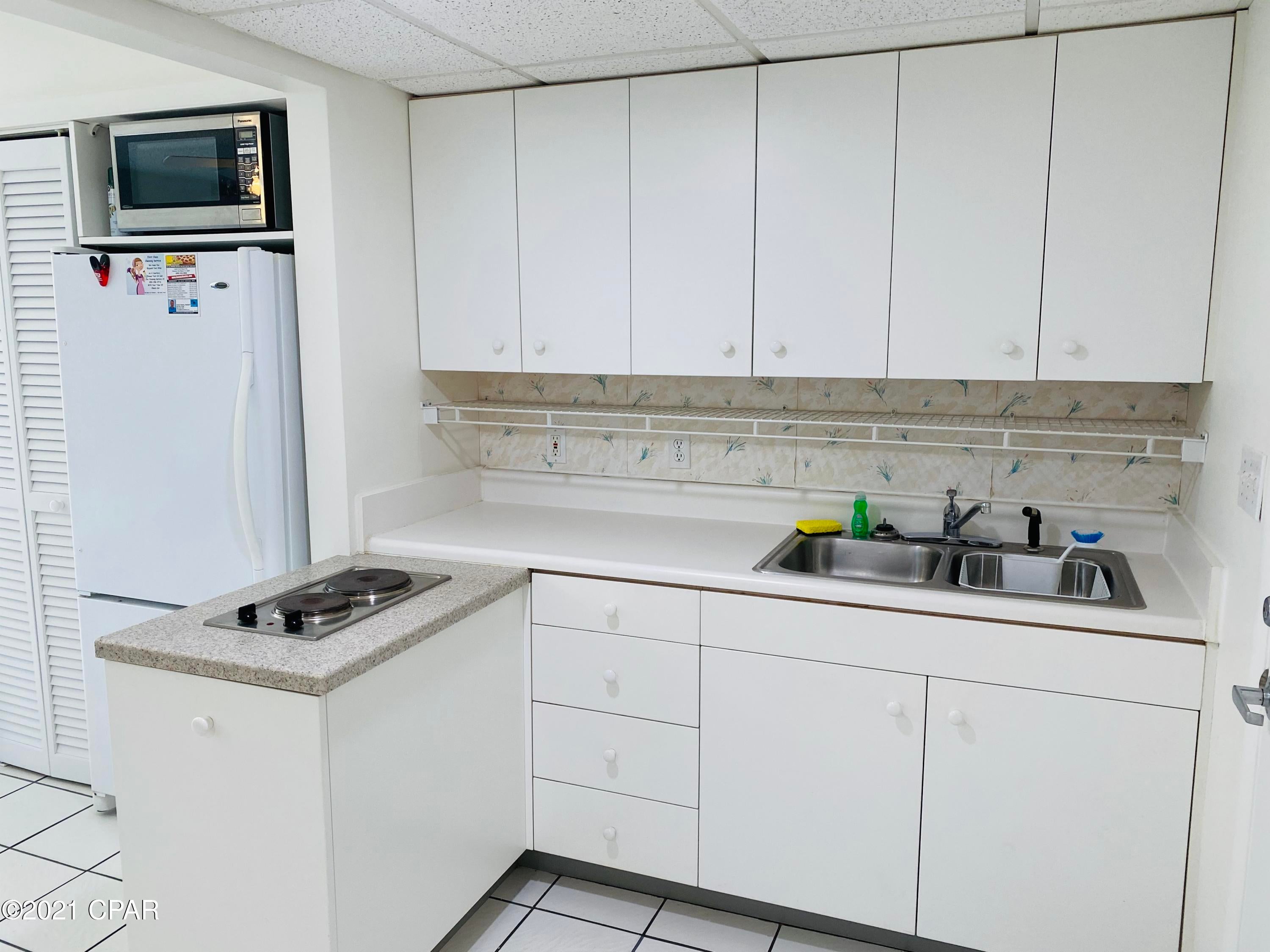 Long Beach Towers I - Residential