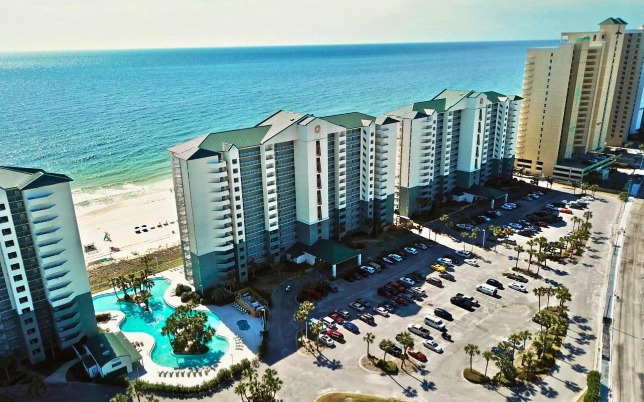 Long Beach Towers I - Residential