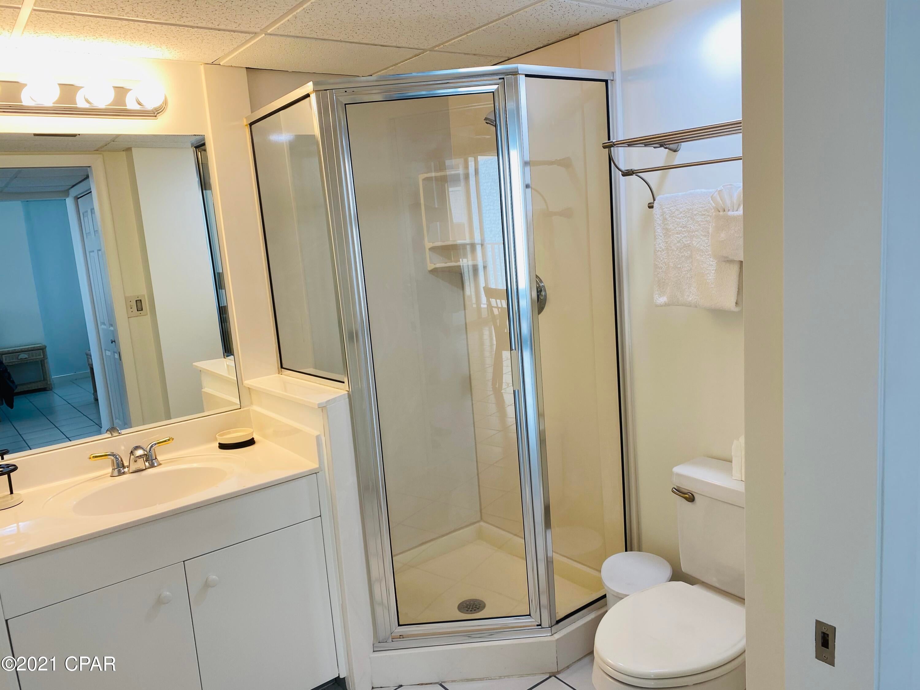 Long Beach Towers I - Residential