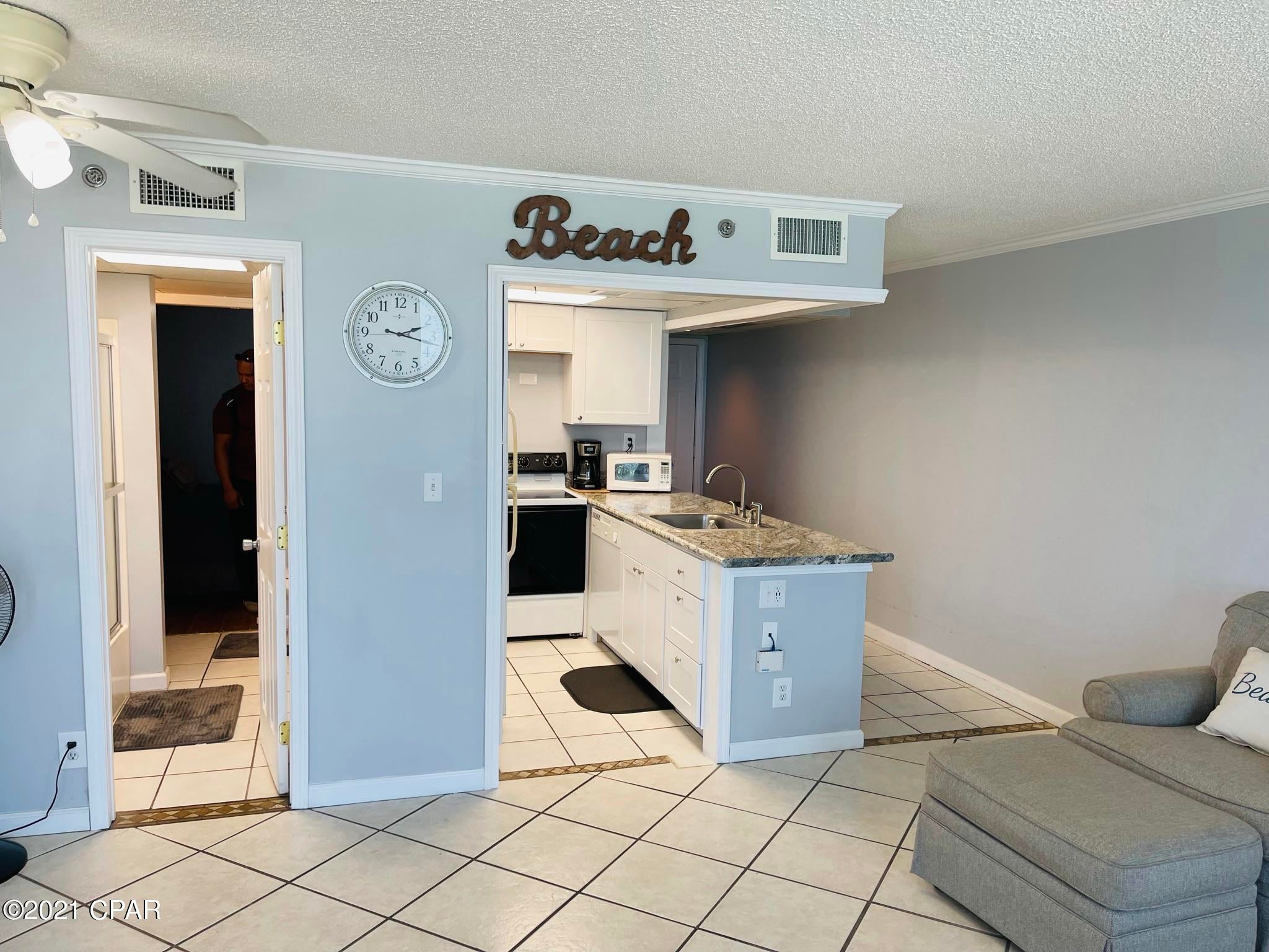 Sunbird Condo - Residential