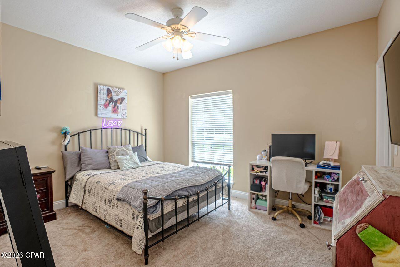 Kirkland Manor - Residential