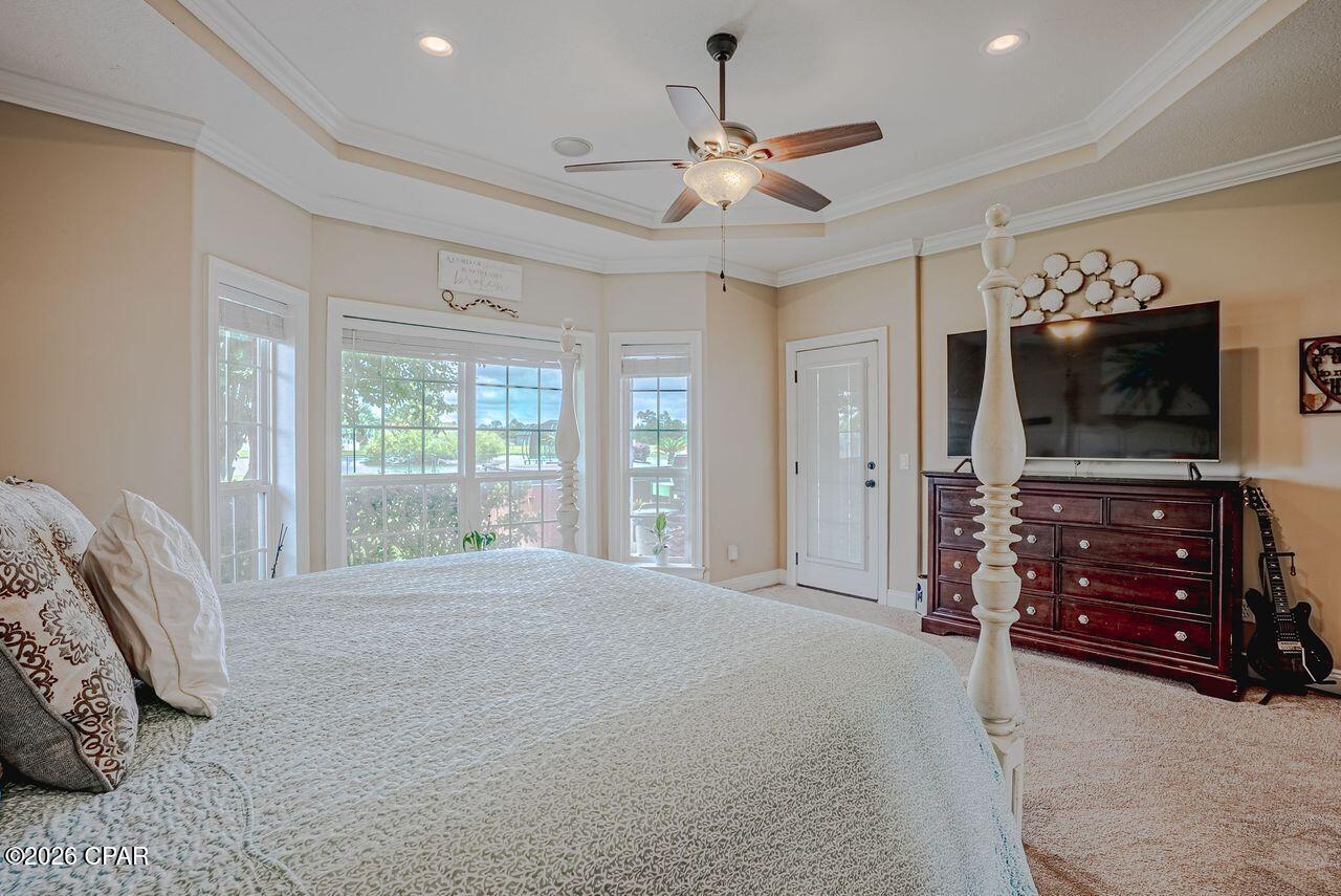 Kirkland Manor - Residential