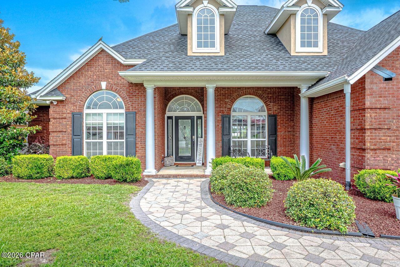 Kirkland Manor - Residential