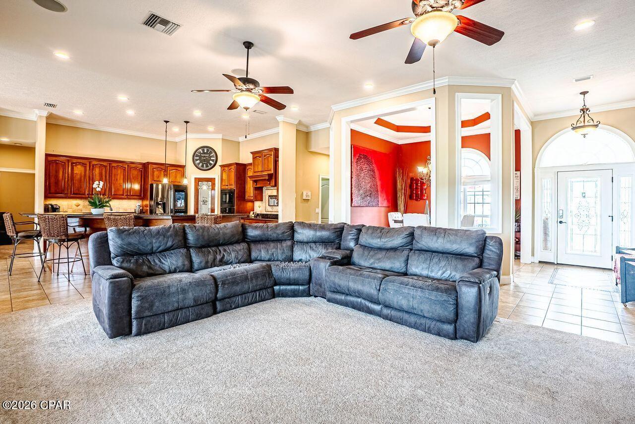 Kirkland Manor - Residential