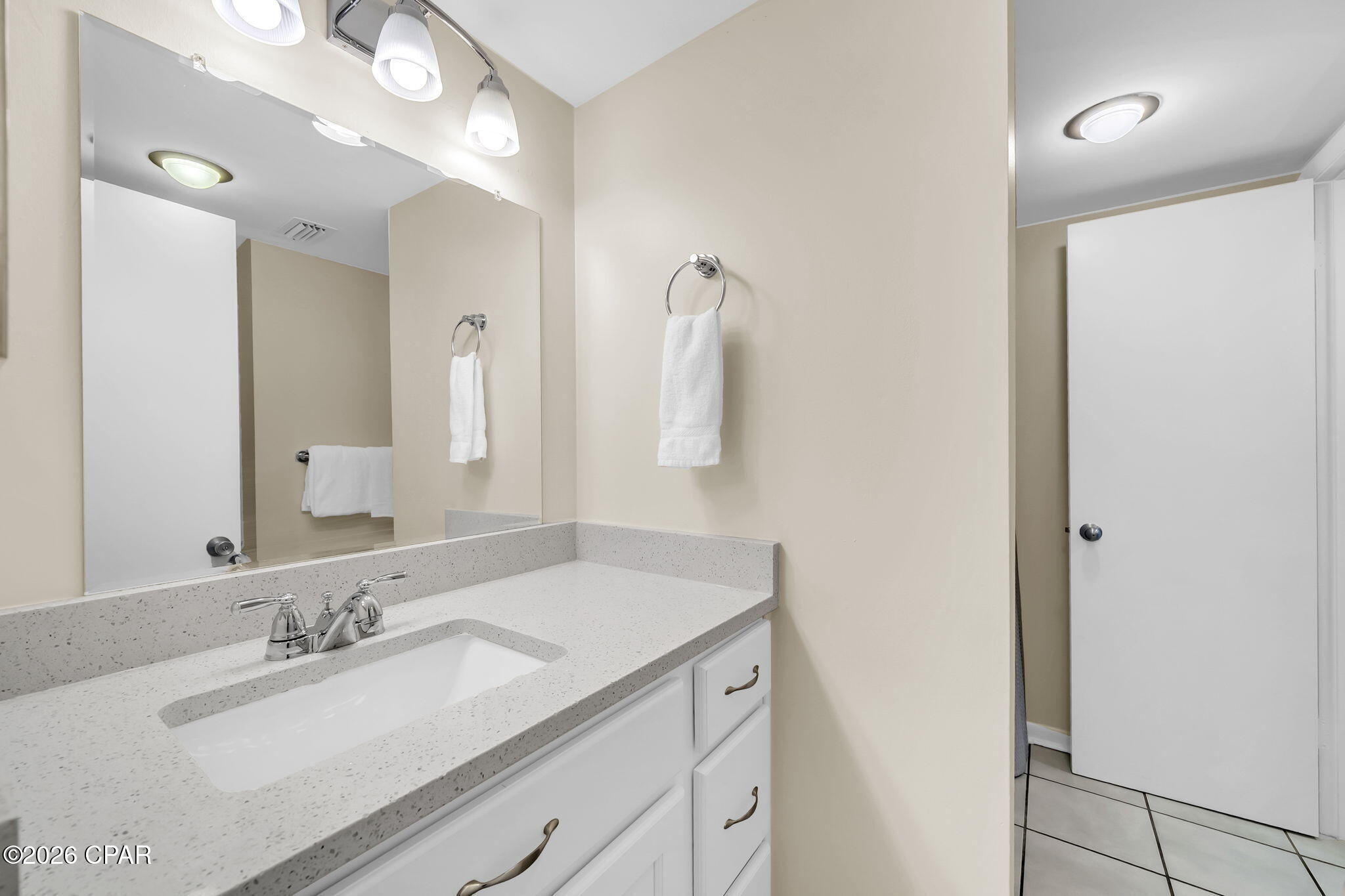 Sunbird Condo - Residential
