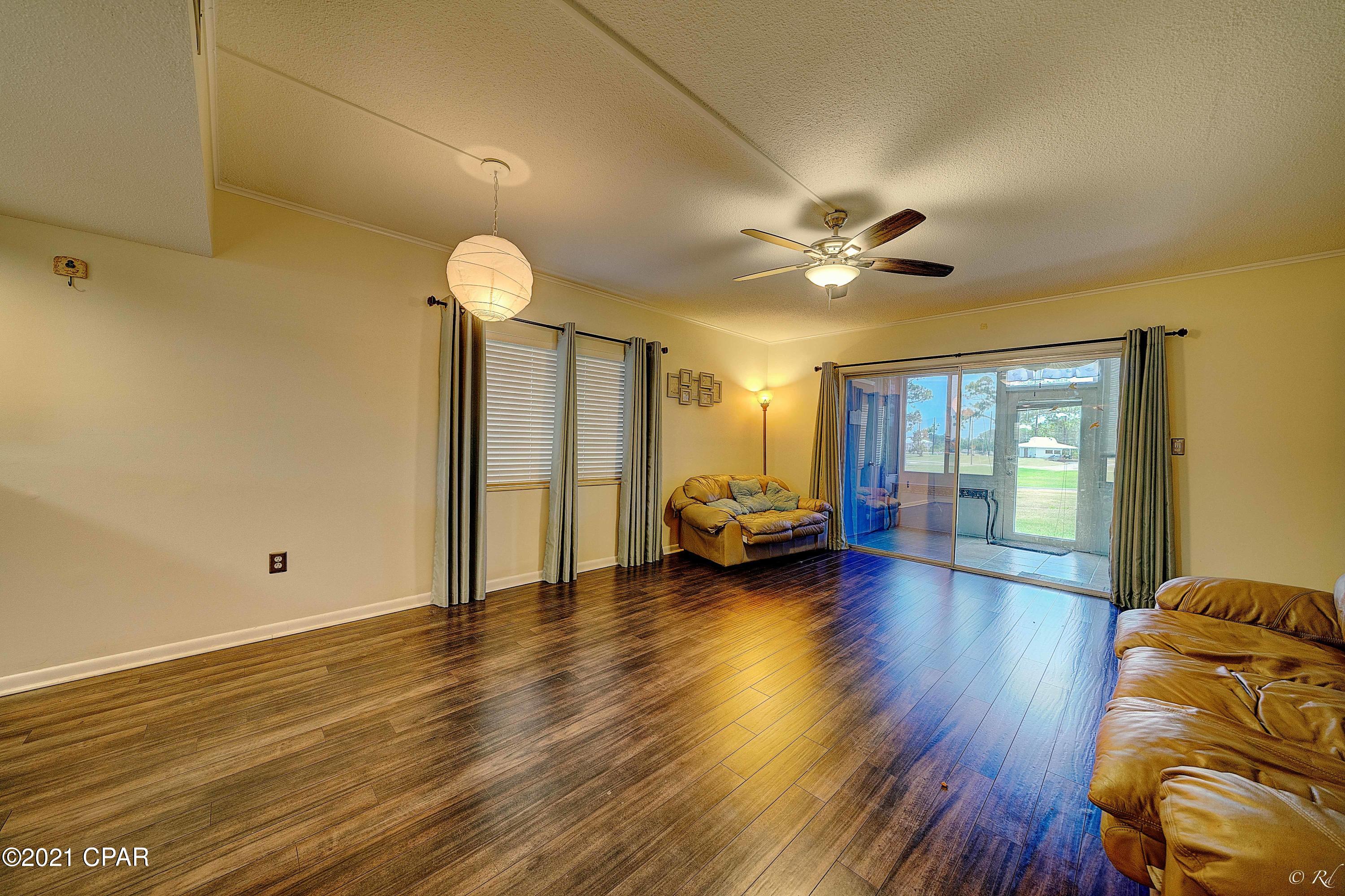 Colony Club - Residential