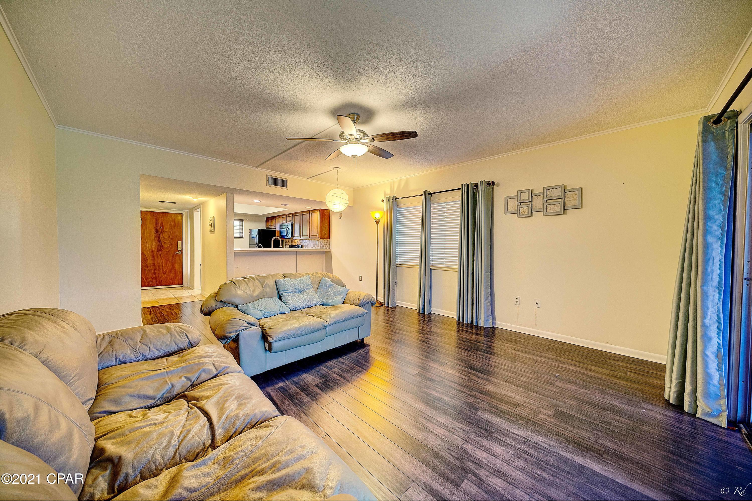Colony Club - Residential