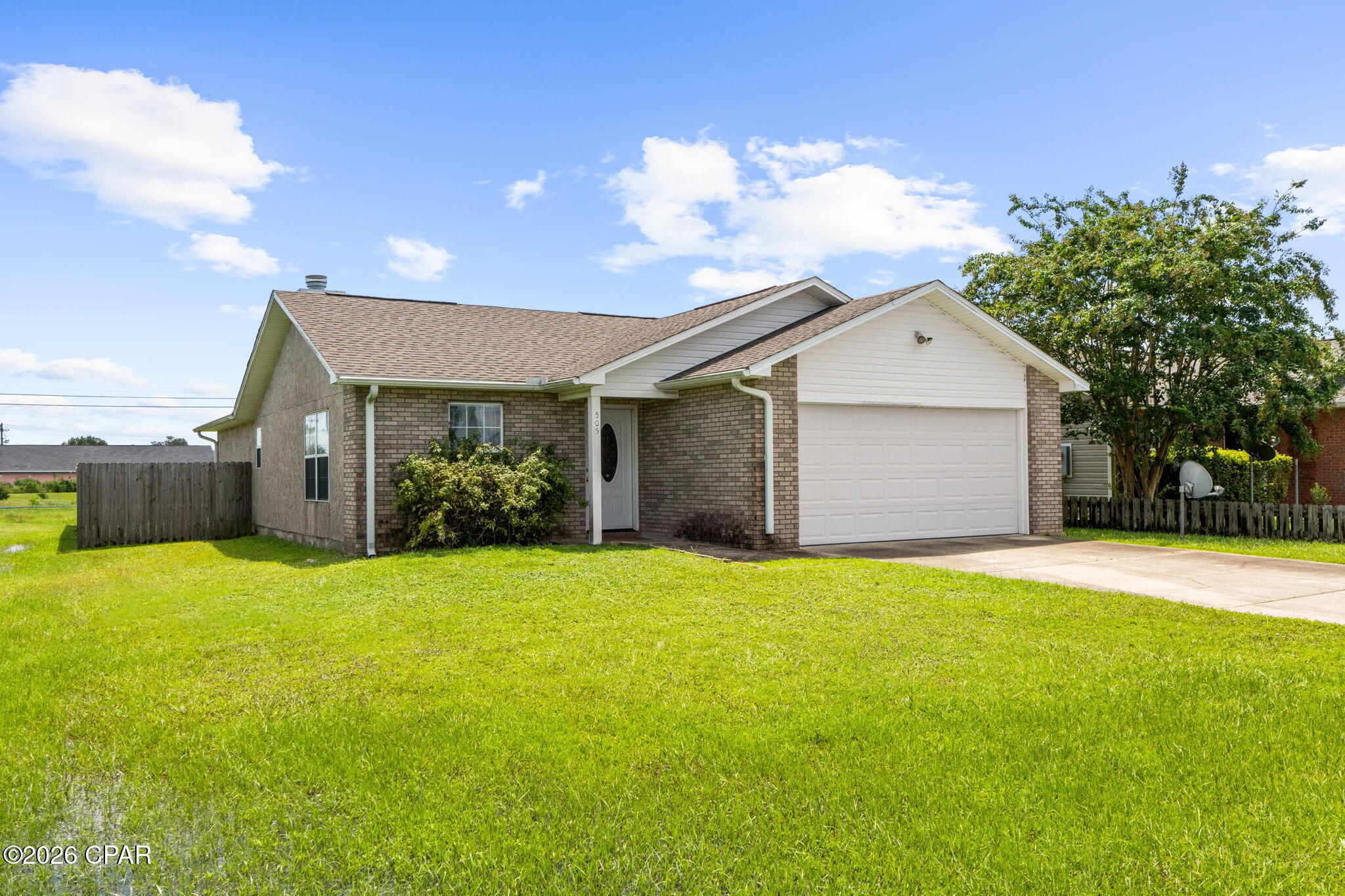 Hickory Manor - Residential