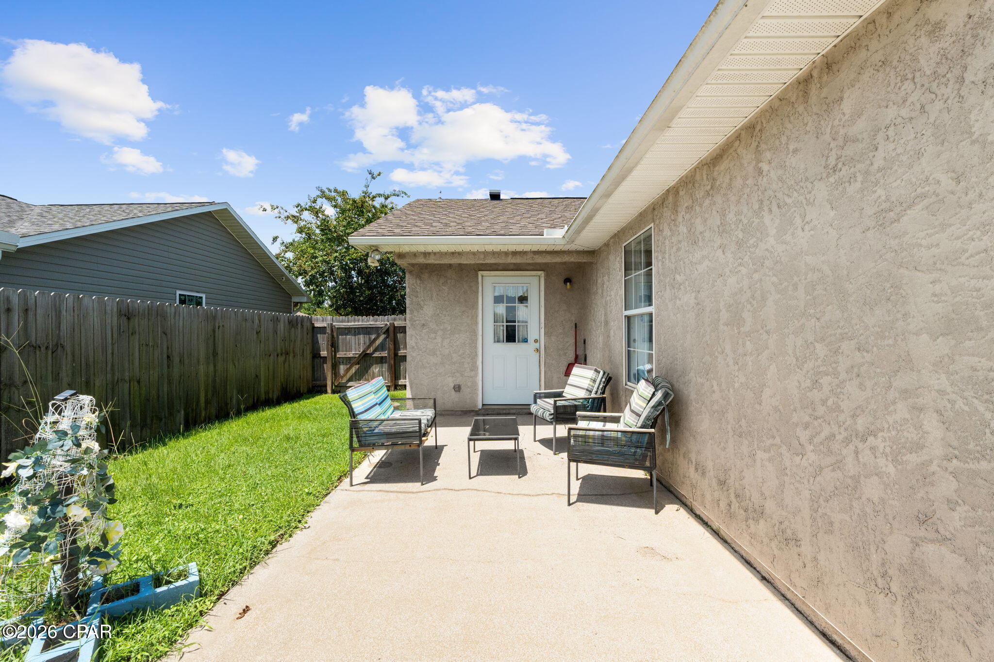 Hickory Manor - Residential