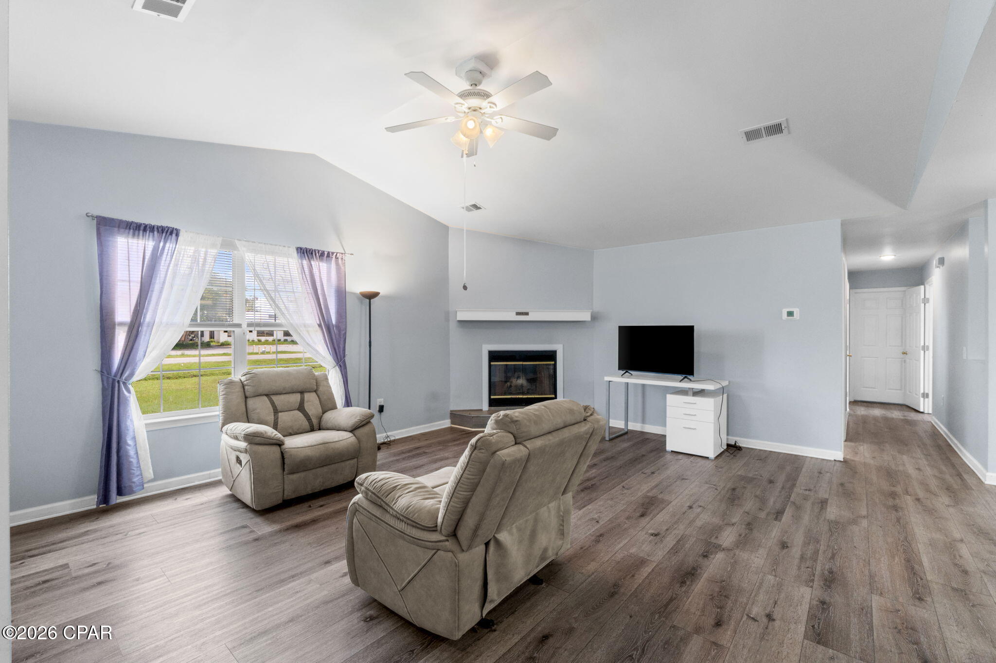 Hickory Manor - Residential