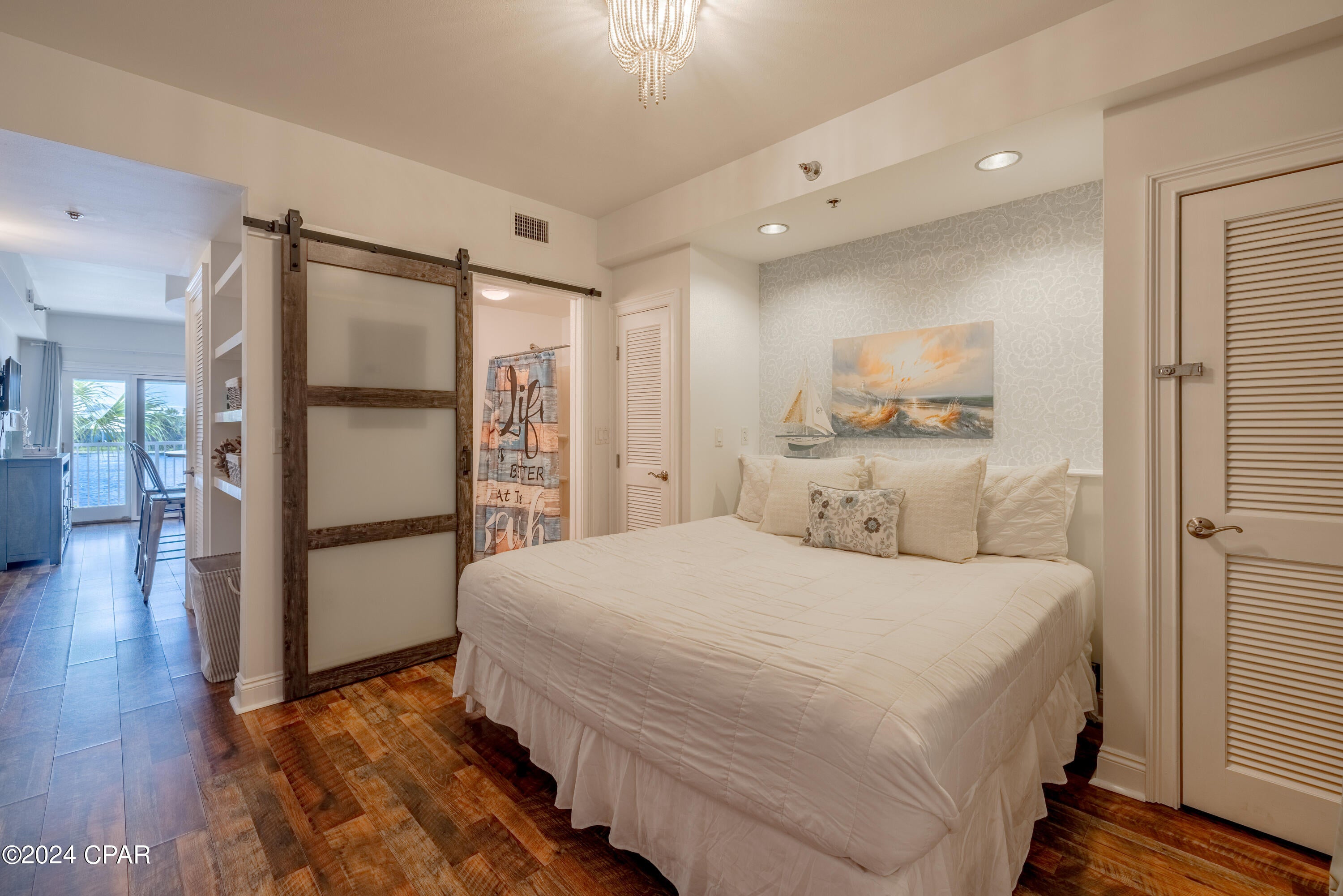 Carillon Beach Inn - Residential