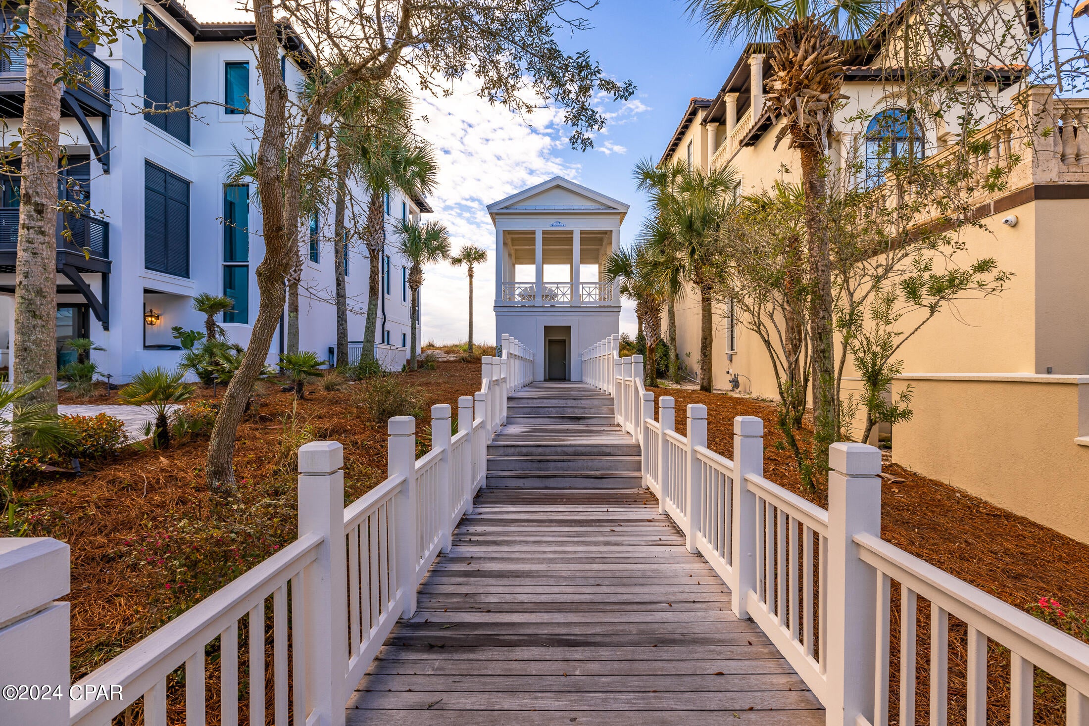 Carillon Beach Inn - Residential