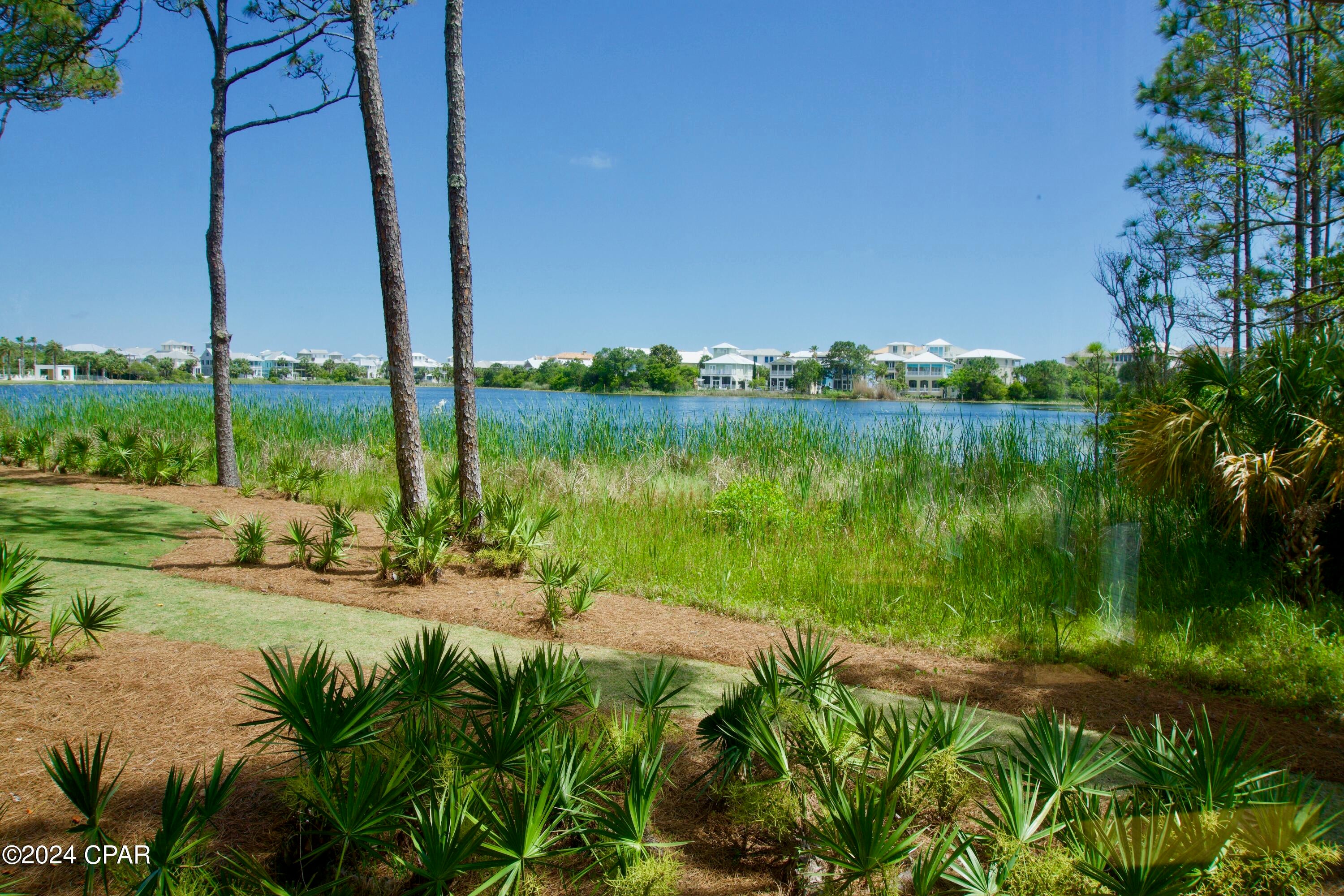 Carillon Beach Inn - Residential