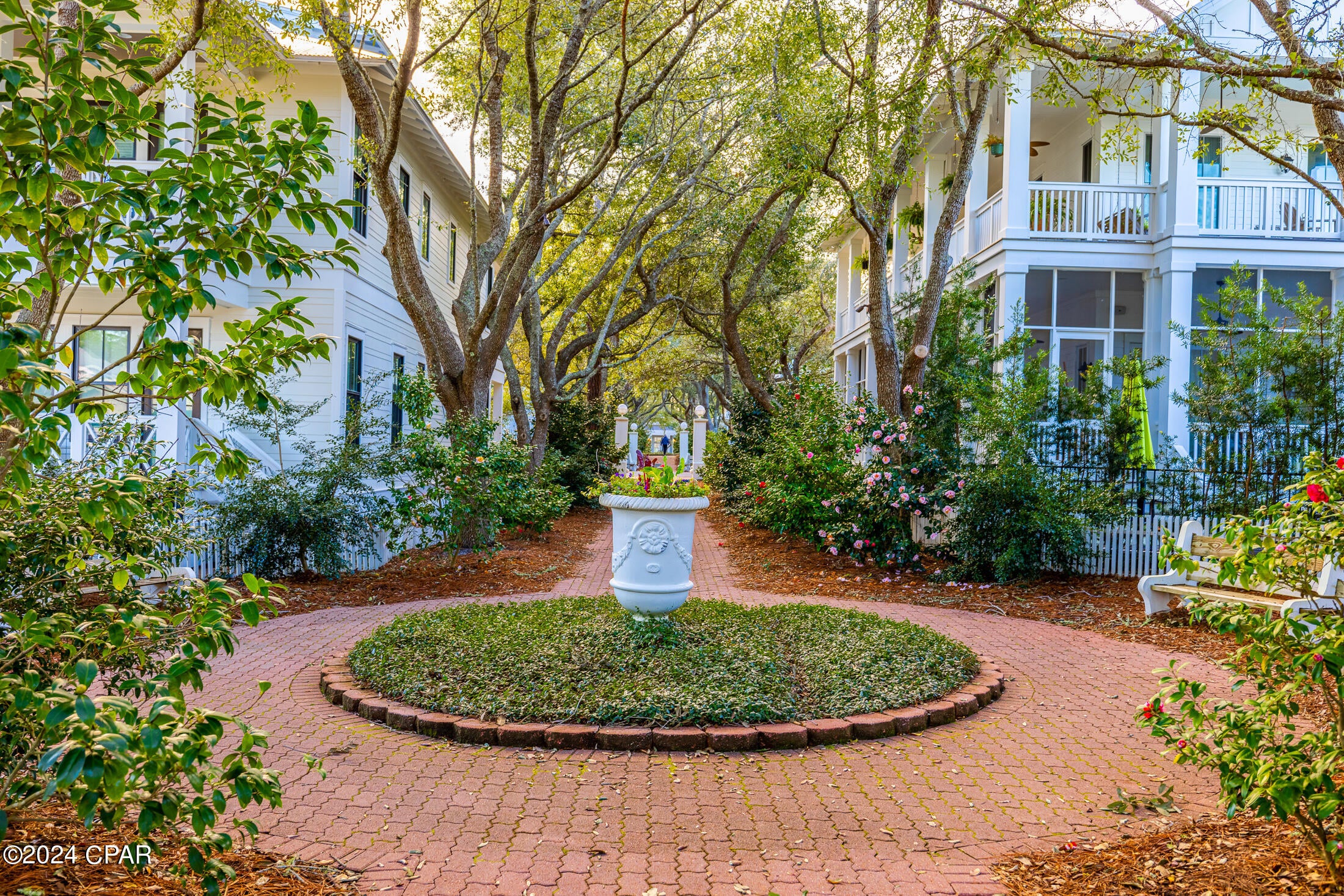 Carillon Beach Inn - Residential