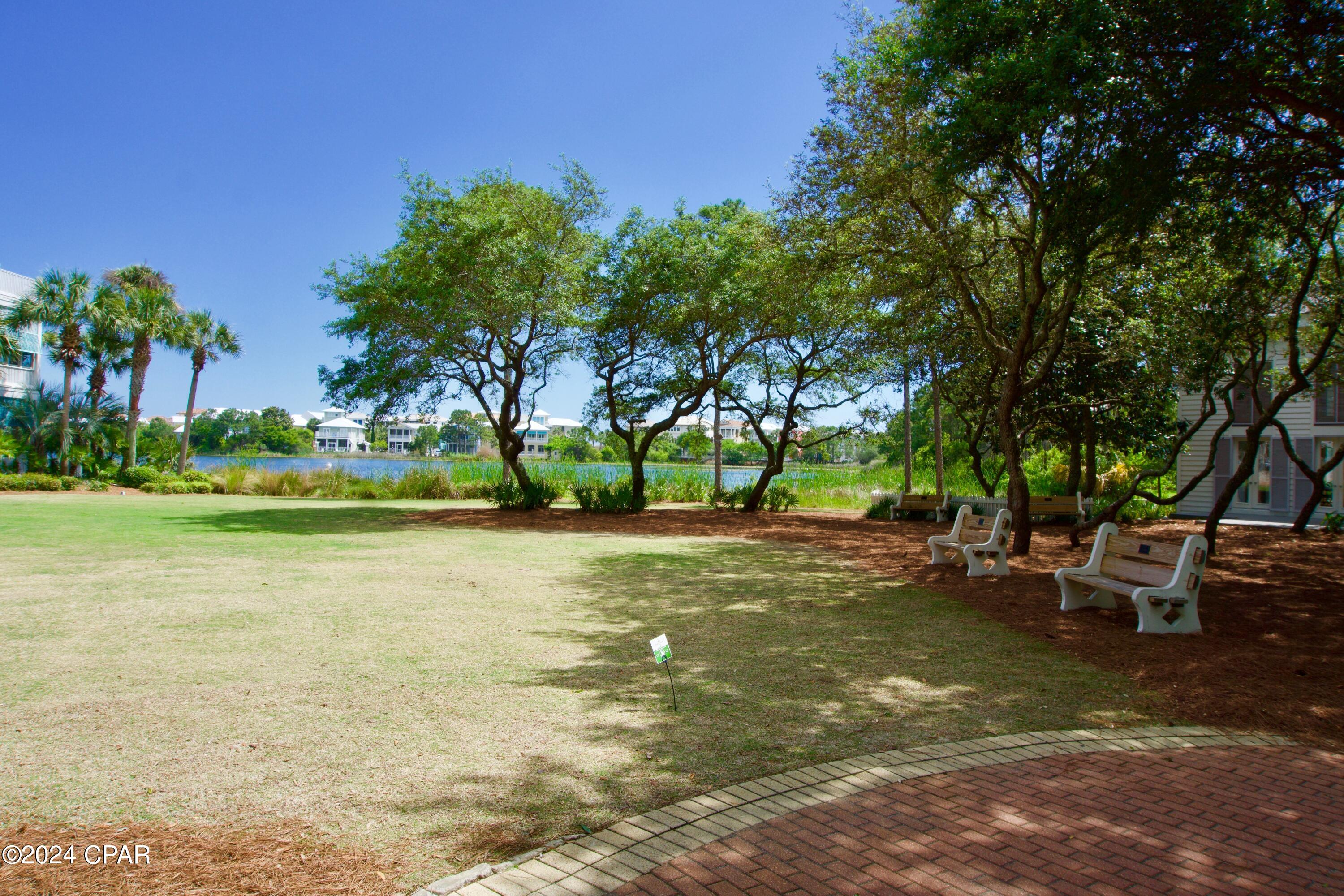 Carillon Beach Inn - Residential