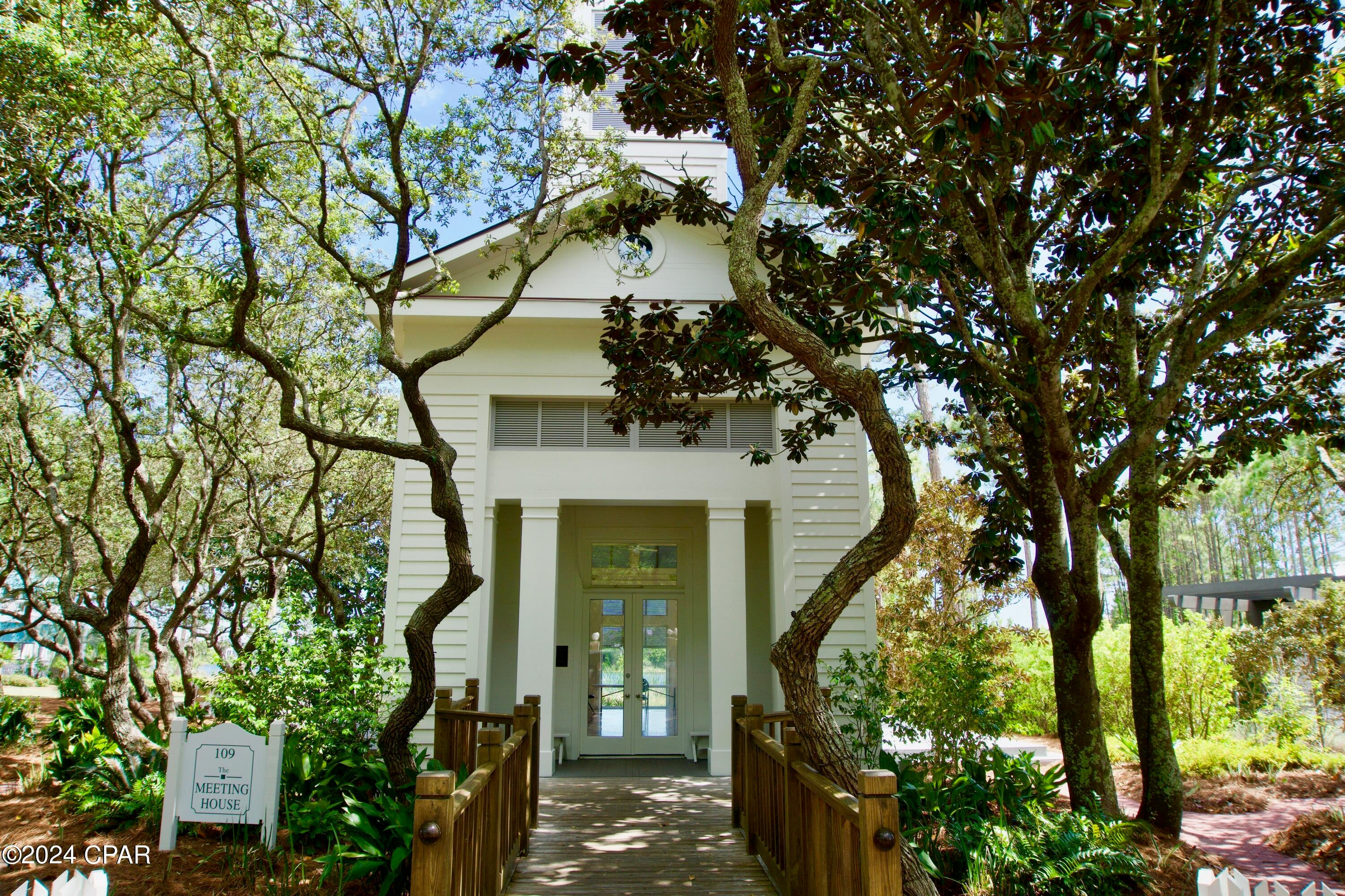 Carillon Beach Inn - Residential