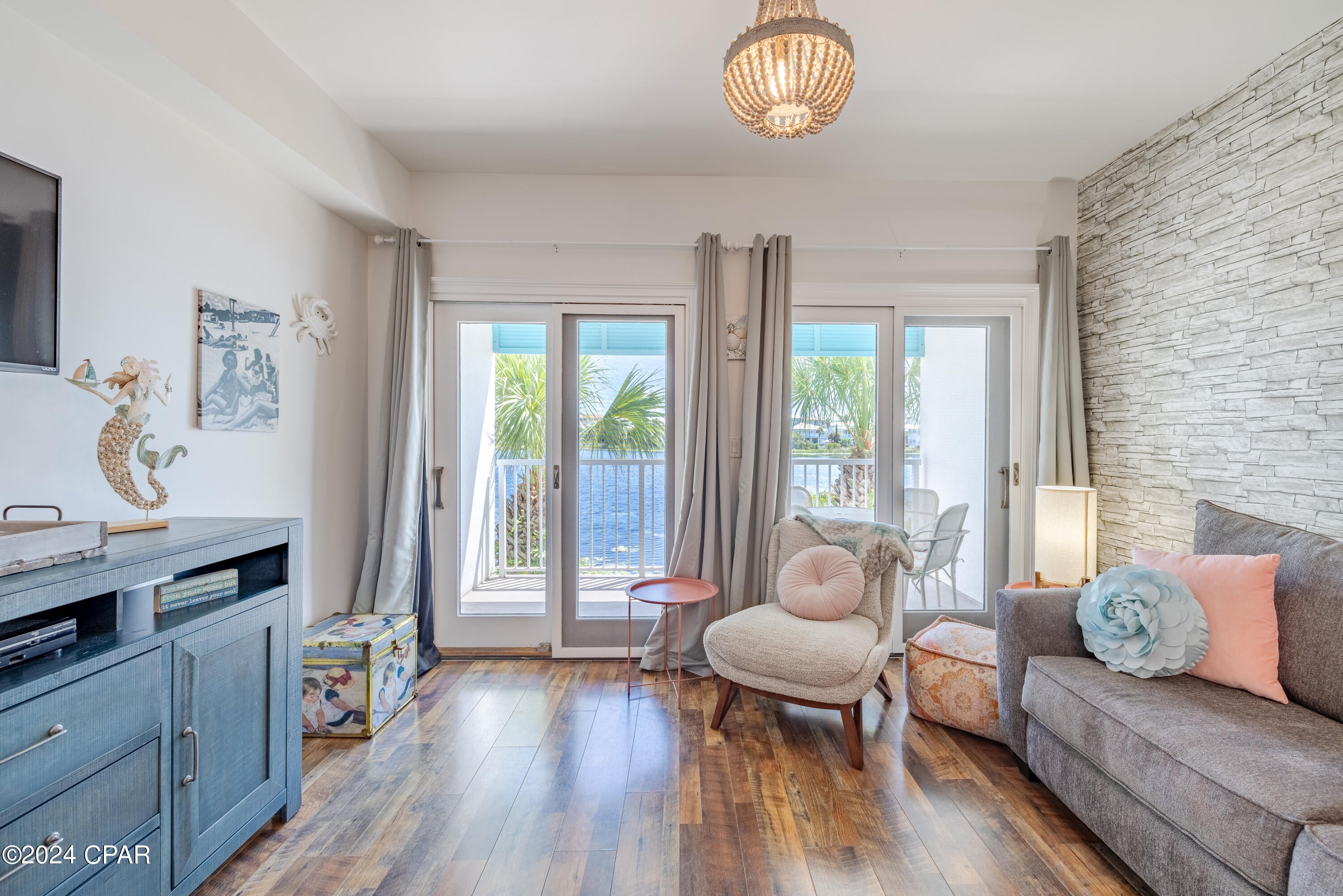 Carillon Beach Inn - Residential