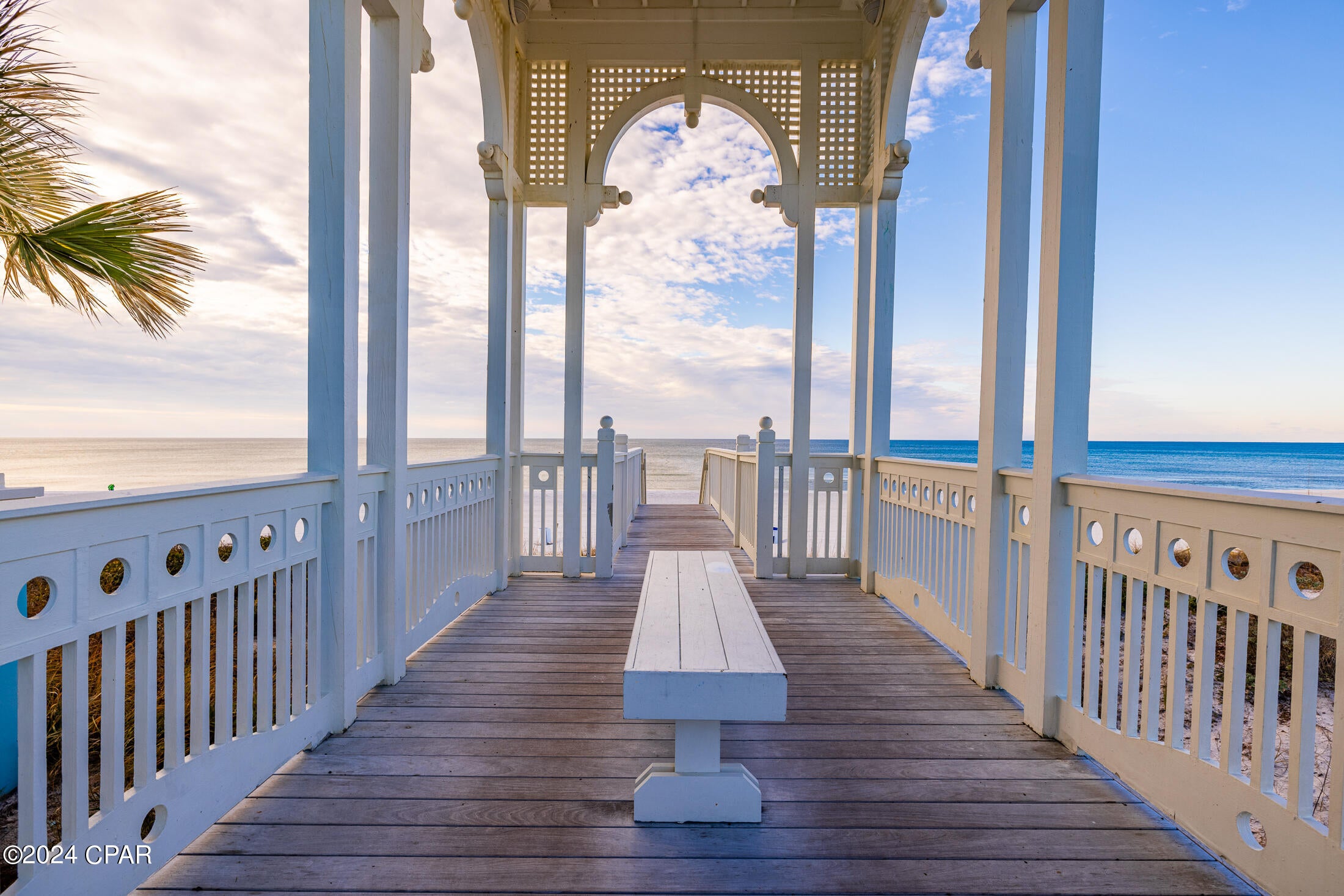 Carillon Beach Inn - Residential