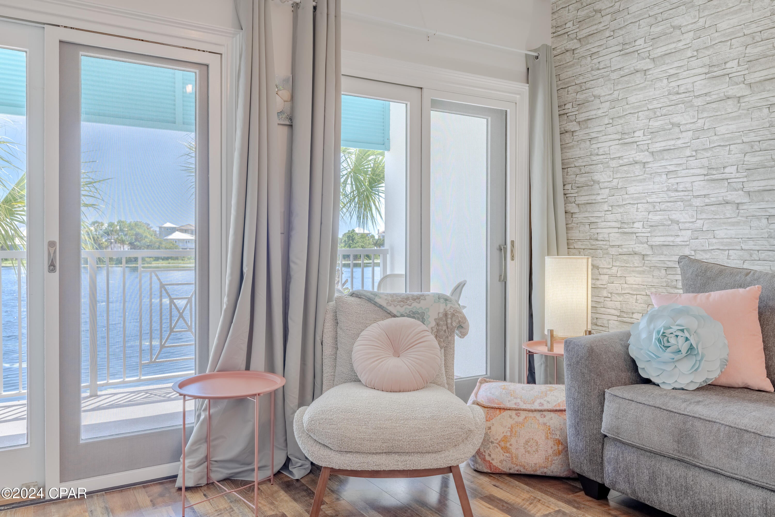 Carillon Beach Inn - Residential