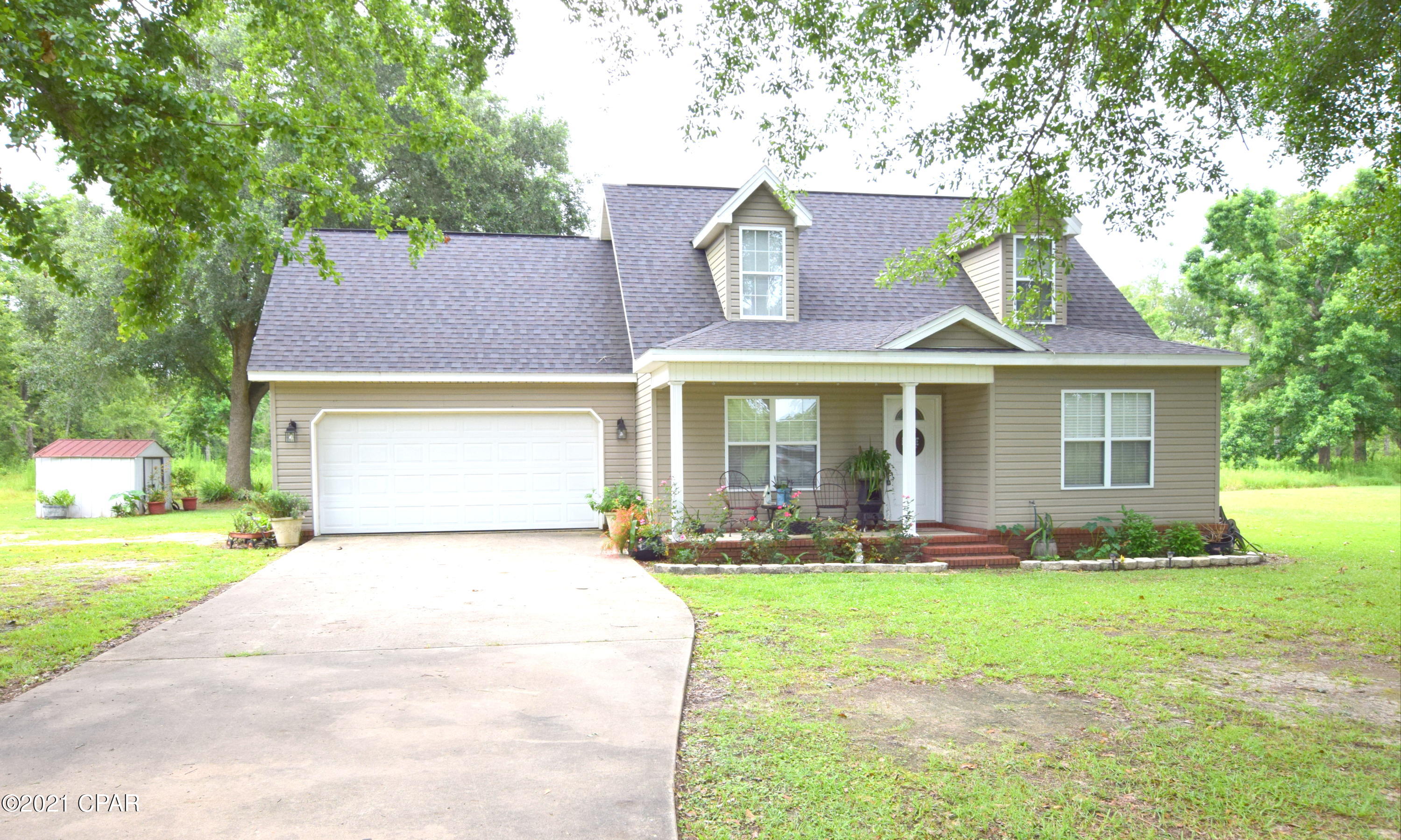 Welcome to this adorable and spacious 2 story home! Upon your arrival you are welcomed by the stunning curb appeal and inviting front porch! Inside you will find an open concept living and dining, kitchen complete with granite countertops, spacious master bedroom located on the 1stt floor boasting a large walk-in closet and shower/tub combo. Guest will enjoy their privacy upstairs with the 2 spare rooms and full bath. Outside features include attached garage, concrete driveway, beautiful landscaping and new roof. Property is located just off Hwy 77 minutes from restaurants, shopping and more!
